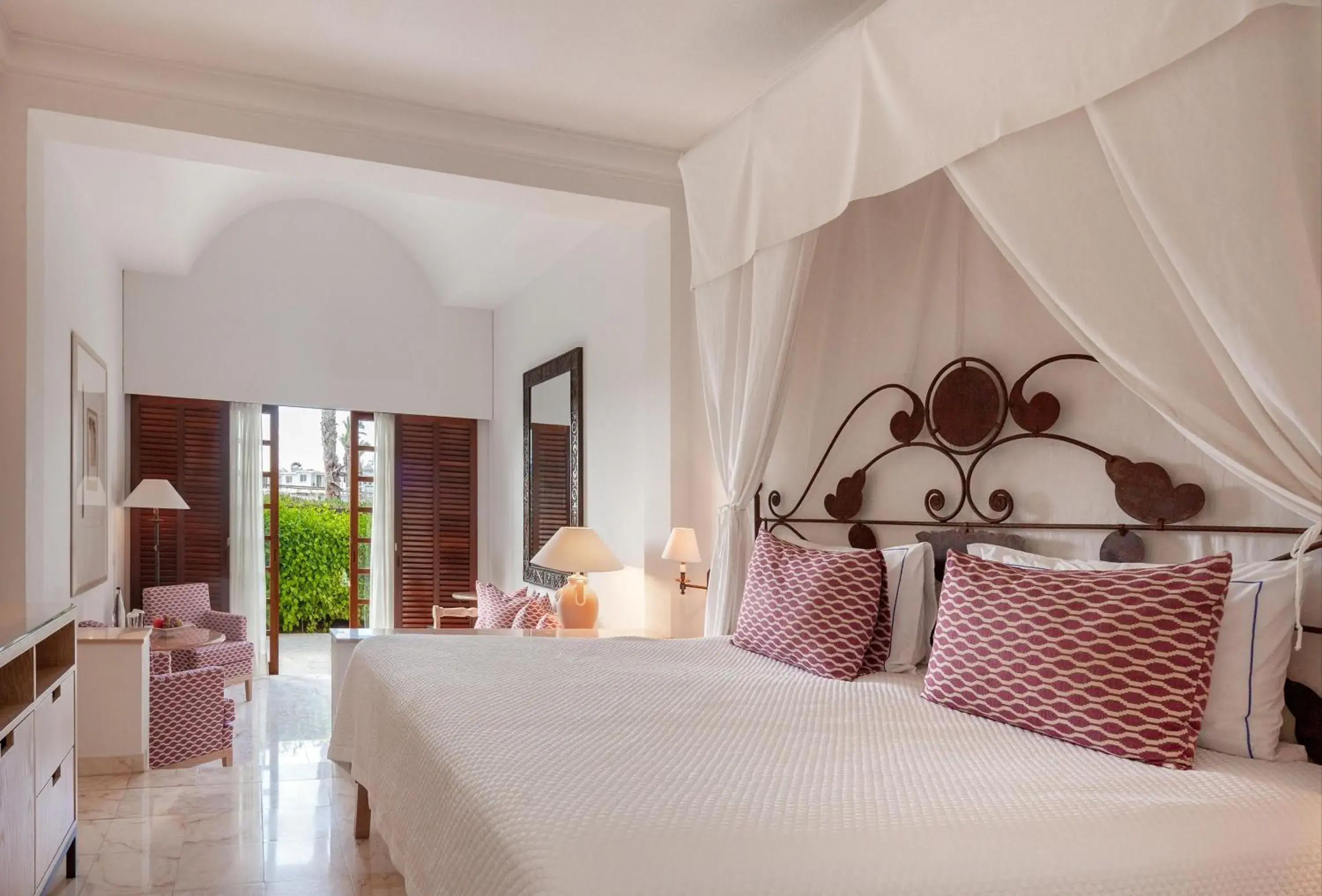 Garden Studio Suite in Annabelle Garden Studio Suite in Annabelle