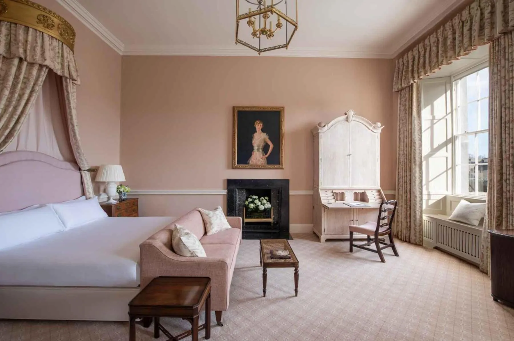 Photo of the whole room, Bed in Cashel Palace Hotel