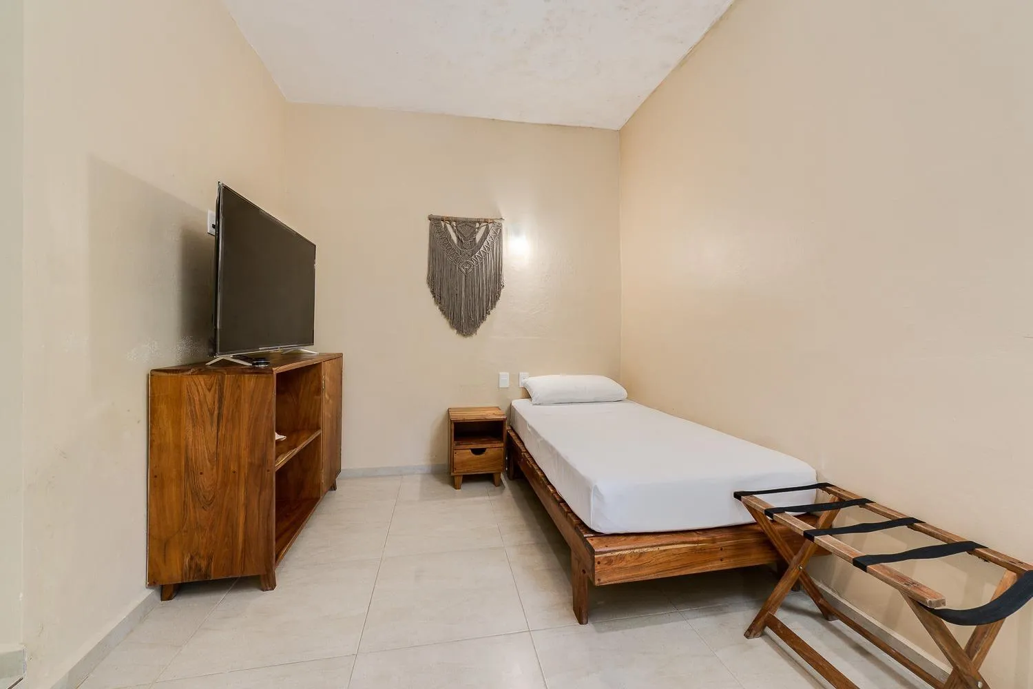 Communal lounge/ TV room in Hotel CasaBakal - A pie de Laguna - Bacalar