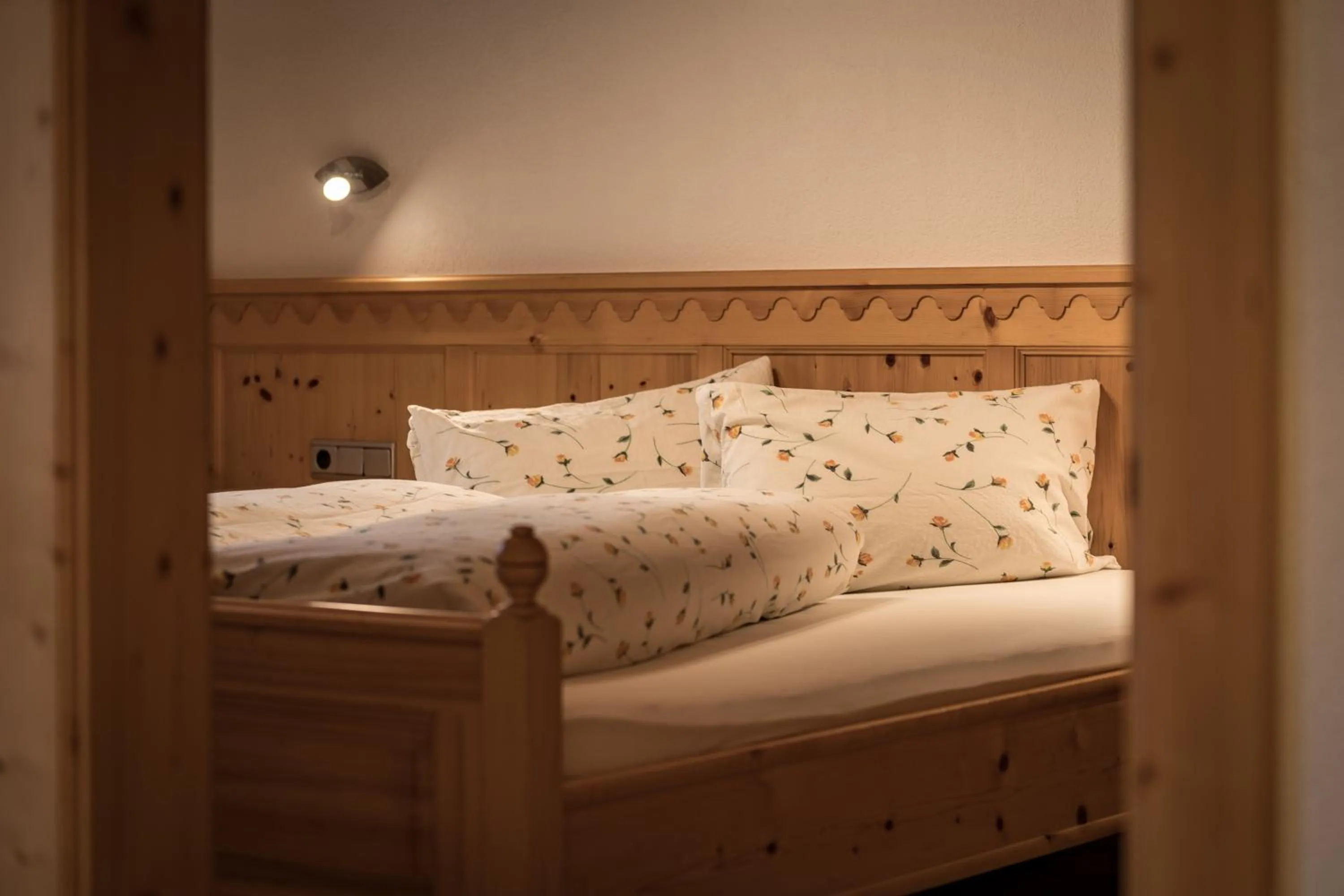 Bed in Apartmenthaus Gutwenger