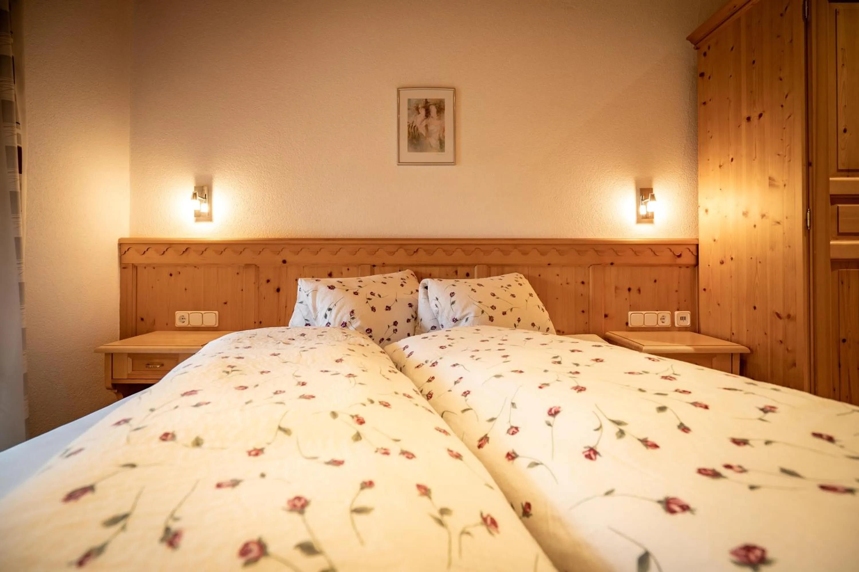 Bed in Apartmenthaus Gutwenger