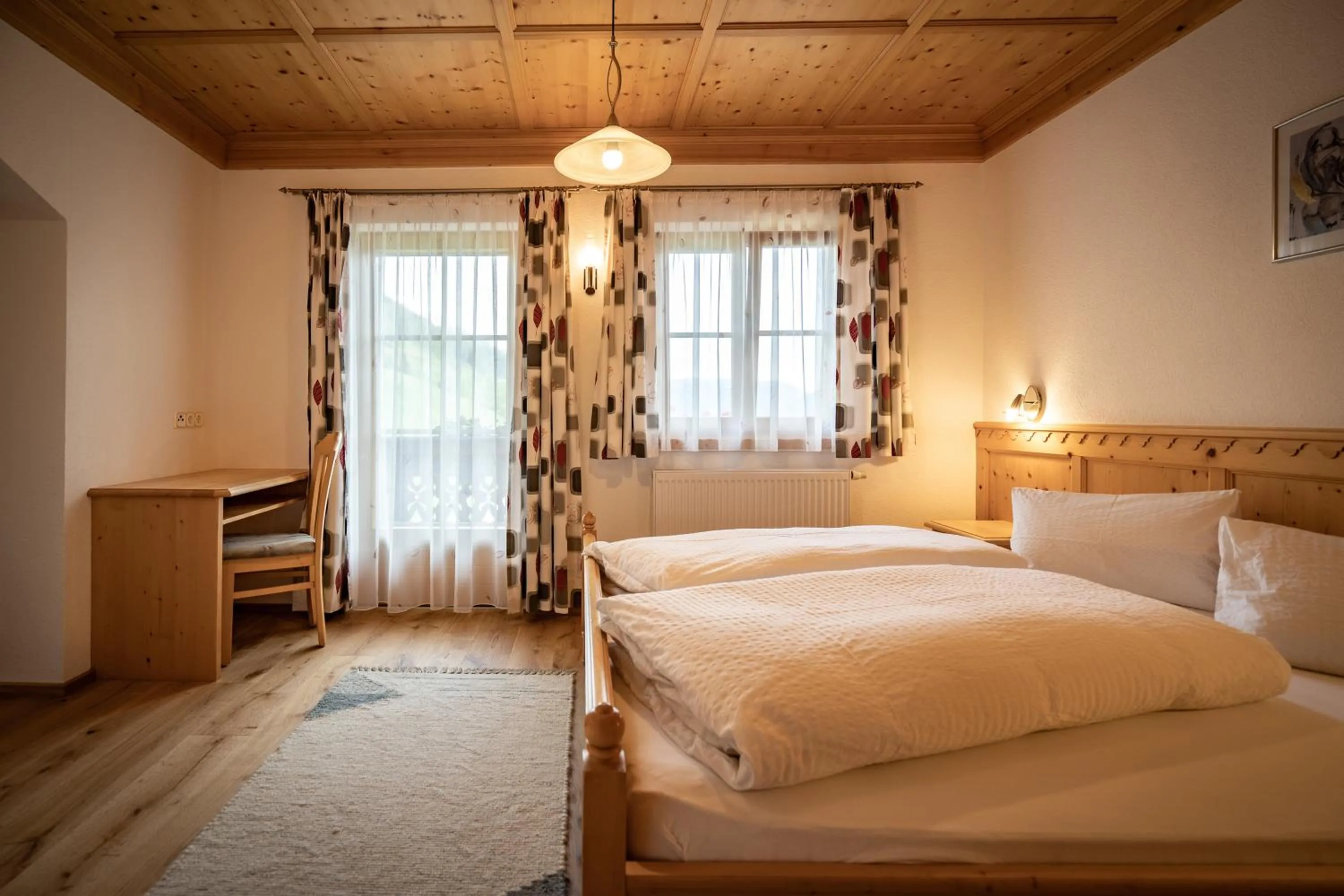 Bed in Apartmenthaus Gutwenger