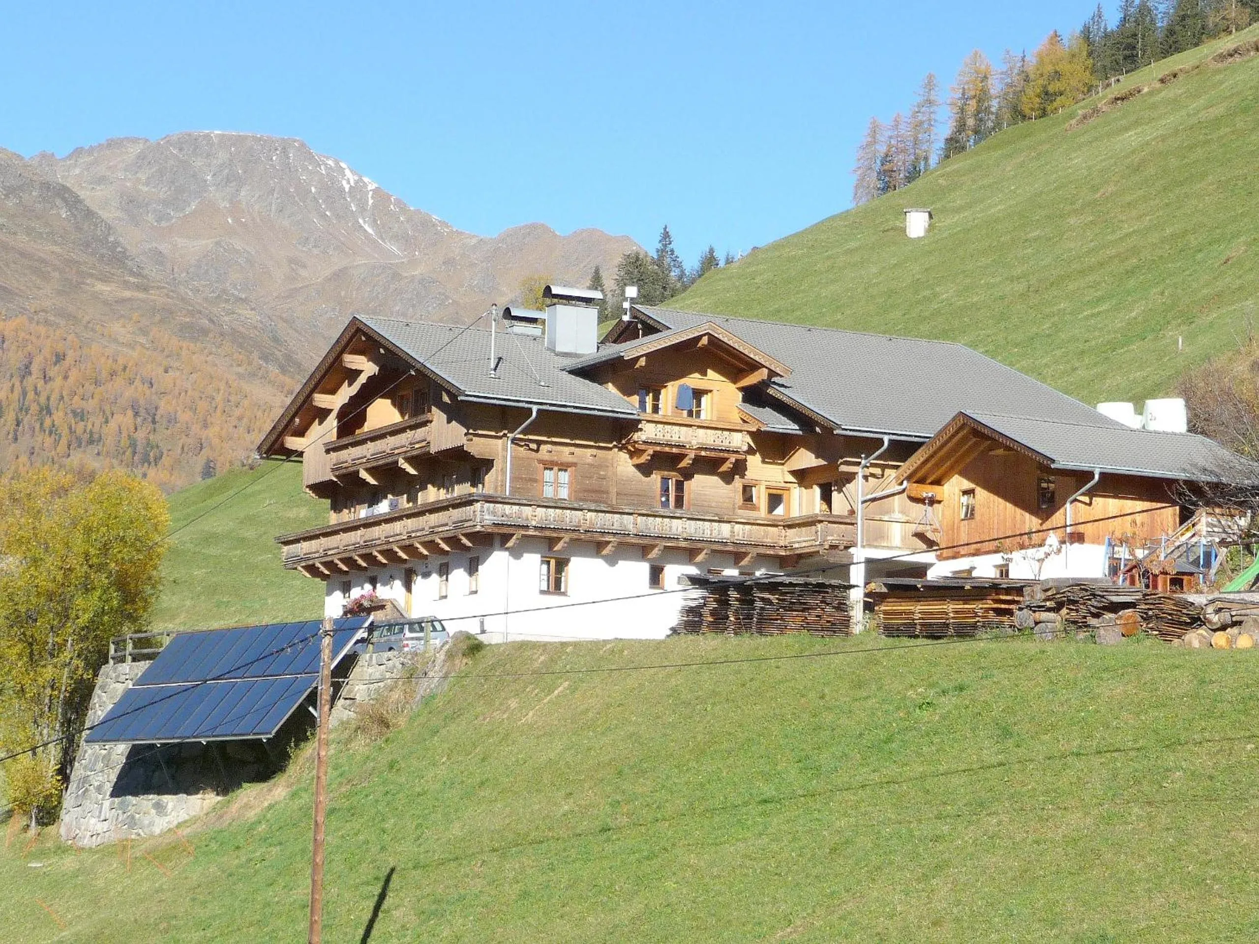 Property building in Apartmenthaus Gutwenger