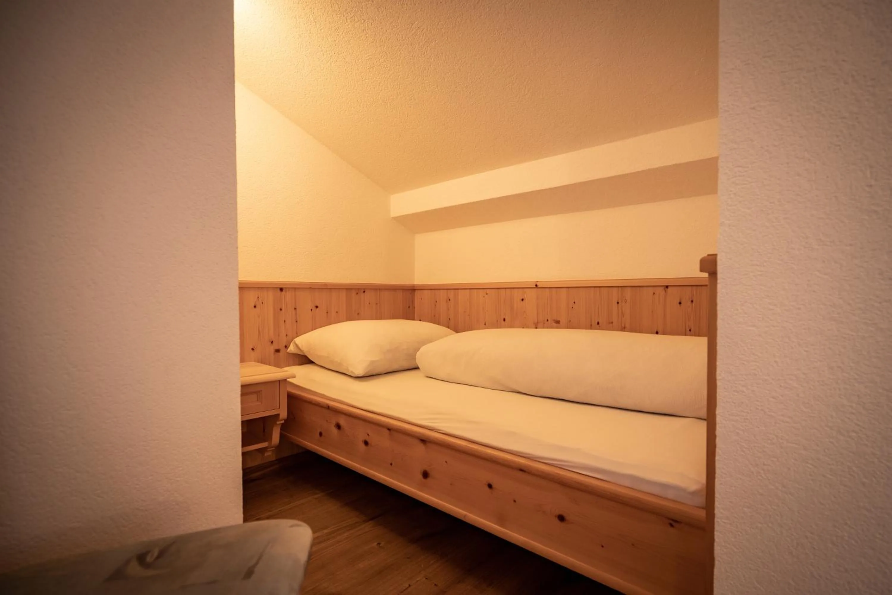 Bed in Apartmenthaus Gutwenger