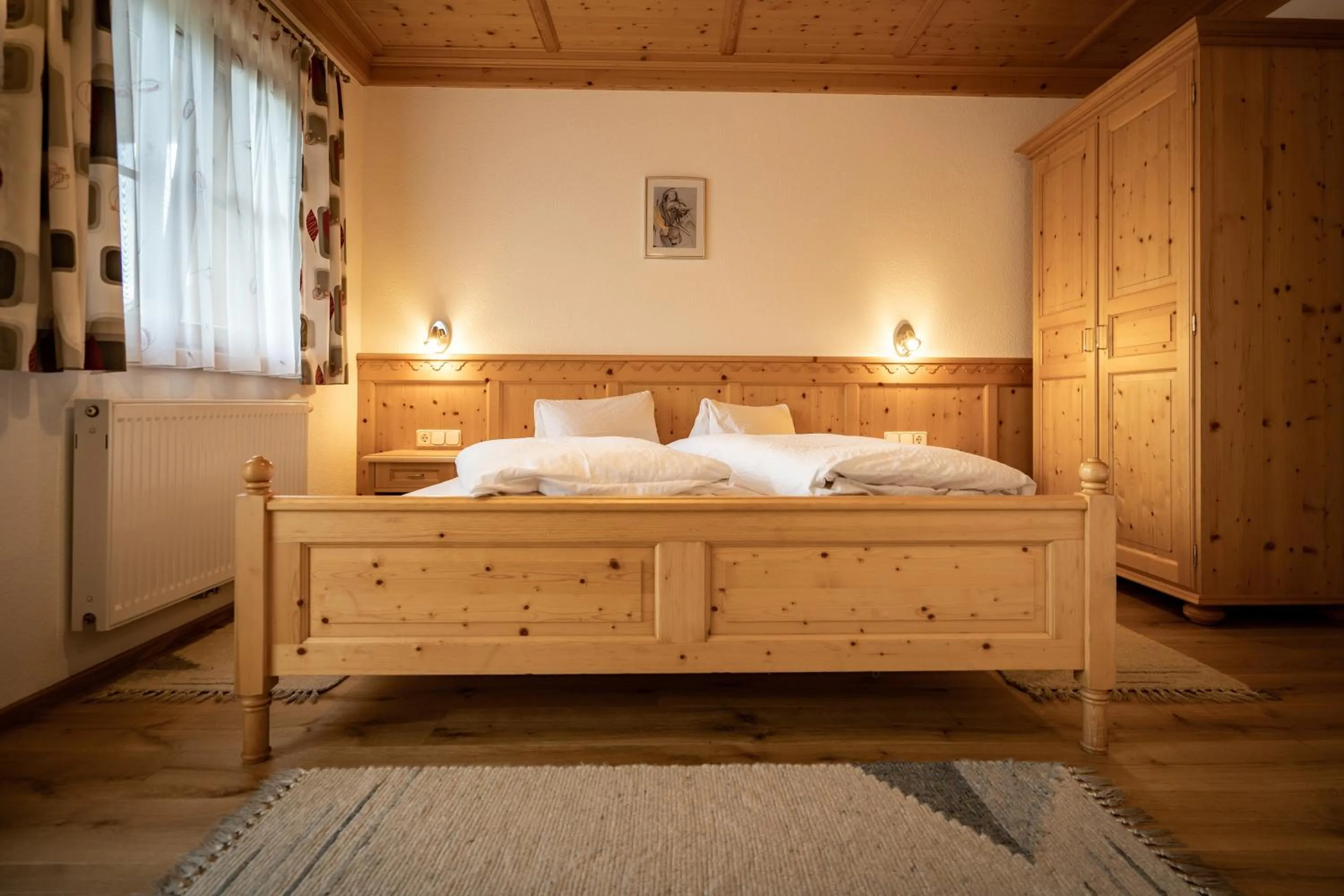 Bed in Apartmenthaus Gutwenger