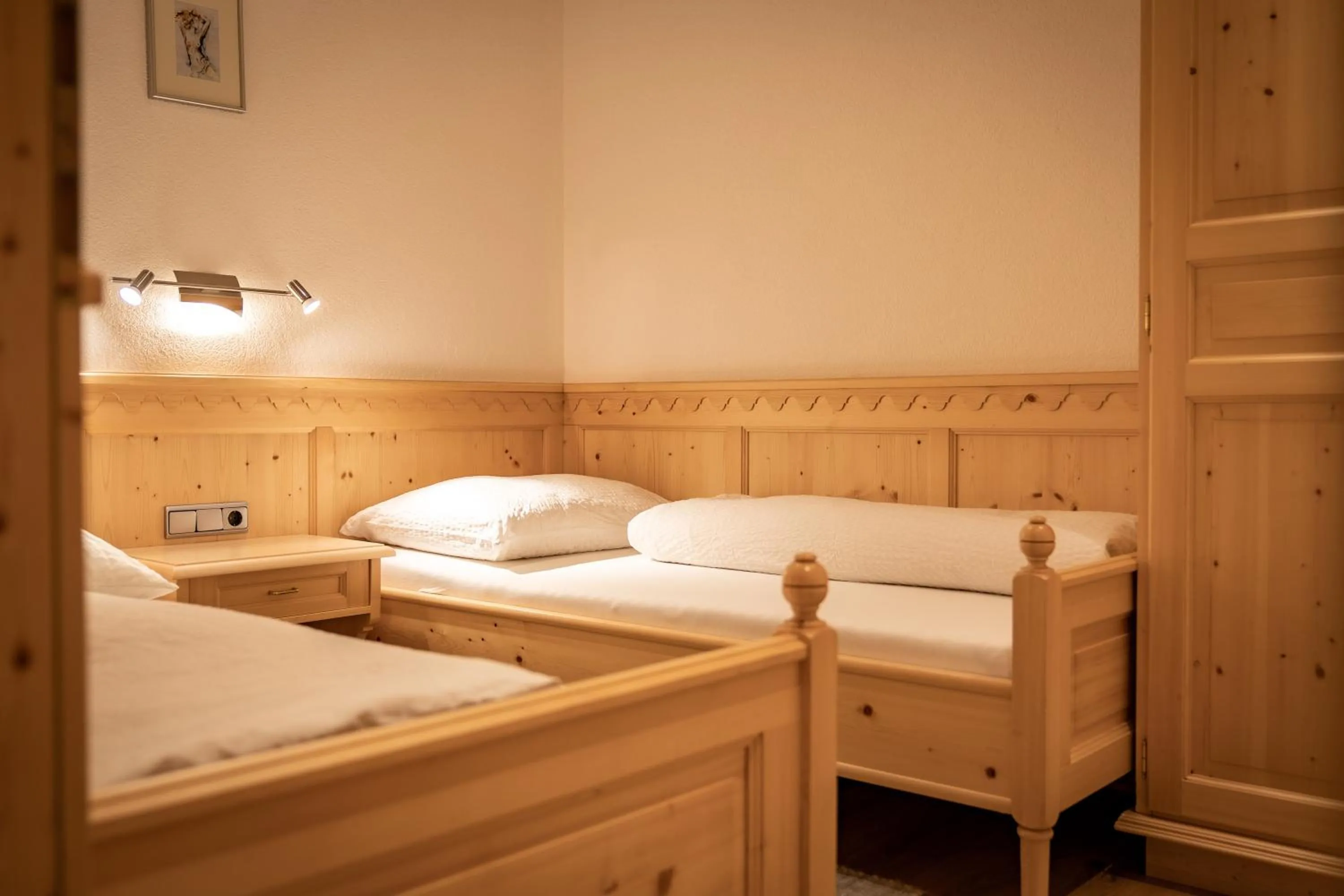 Photo of the whole room, Bed in Apartmenthaus Gutwenger