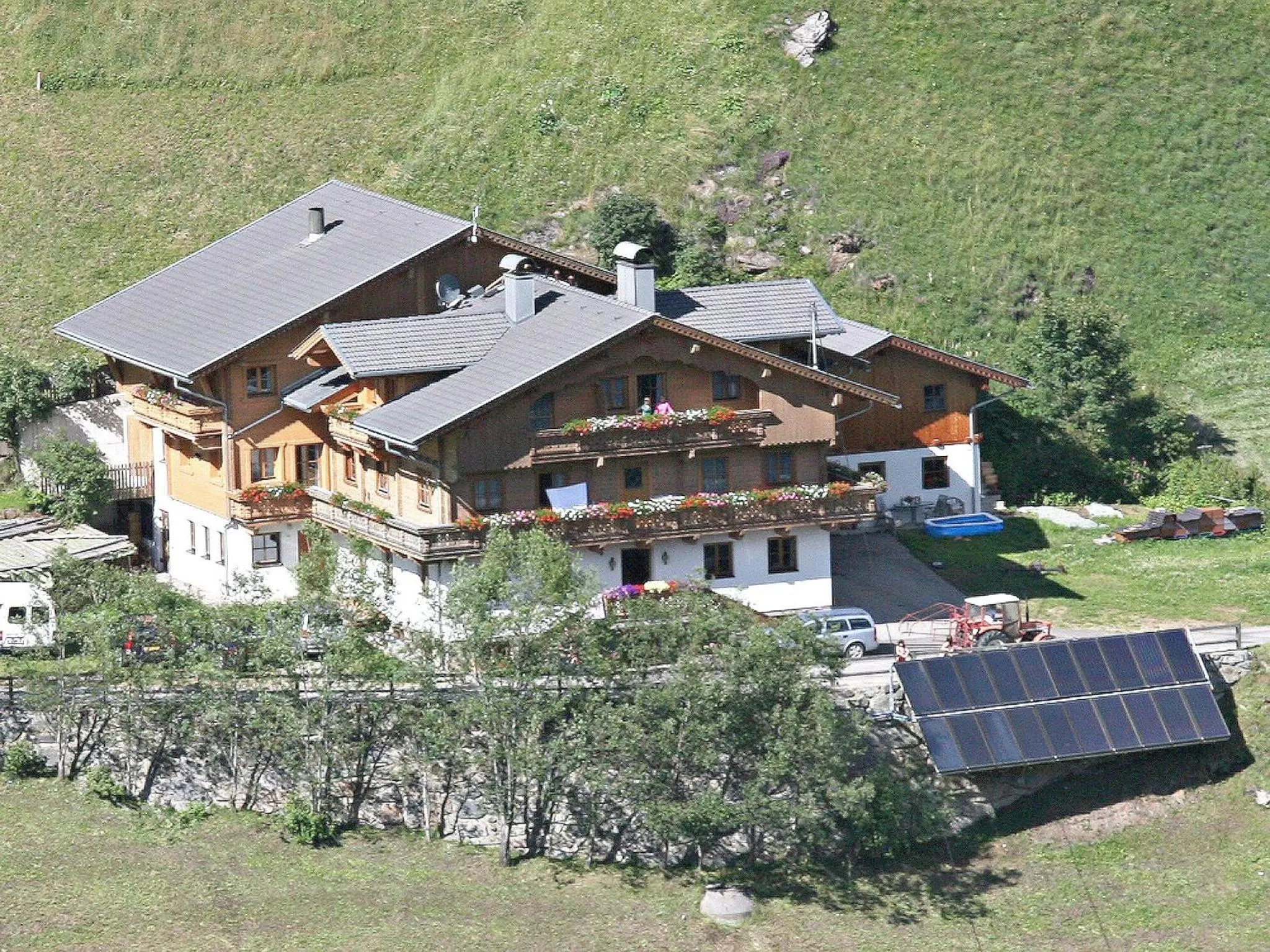 Property building in Apartmenthaus Gutwenger