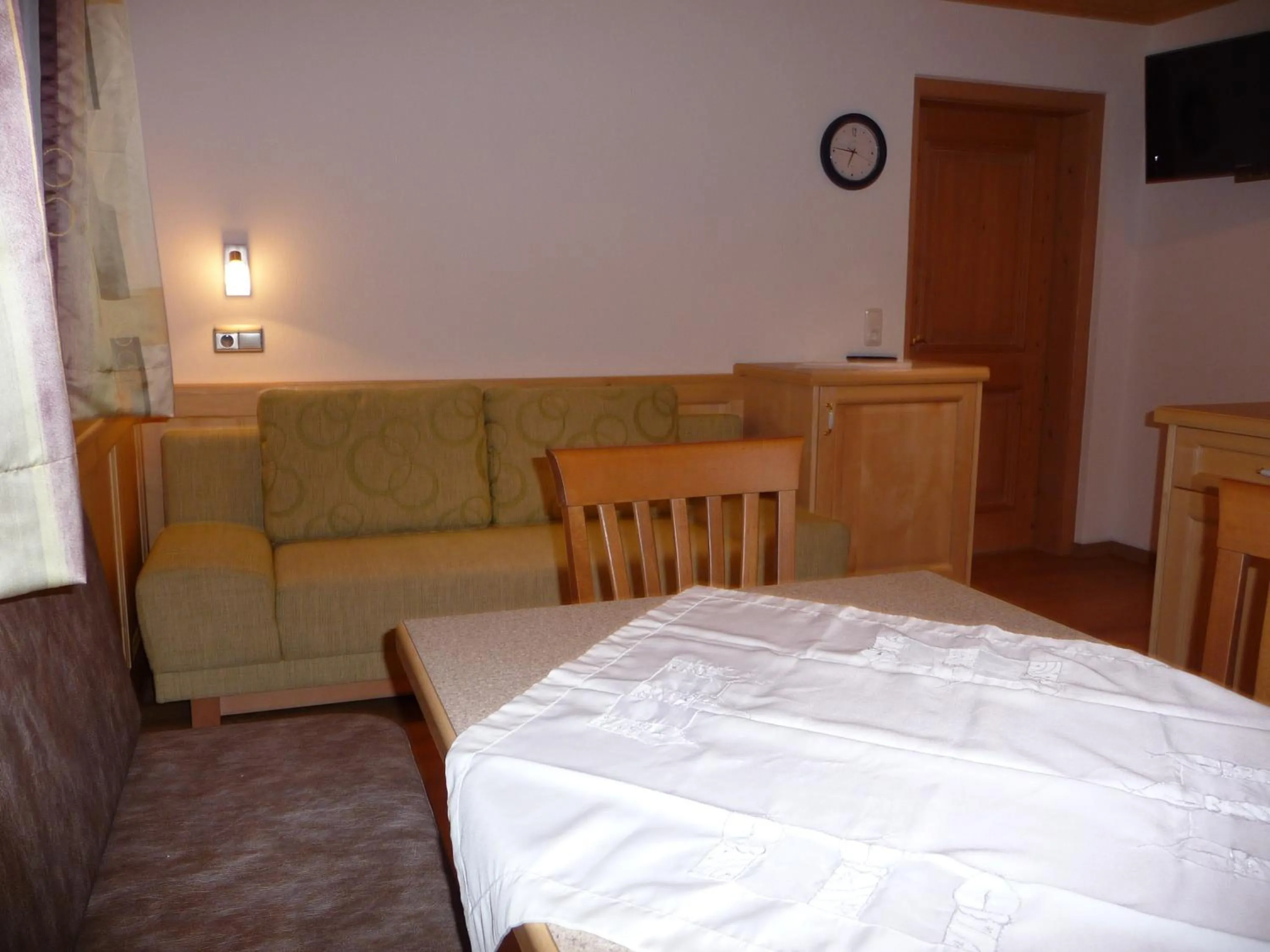 Living room, Bed in Apartmenthaus Gutwenger