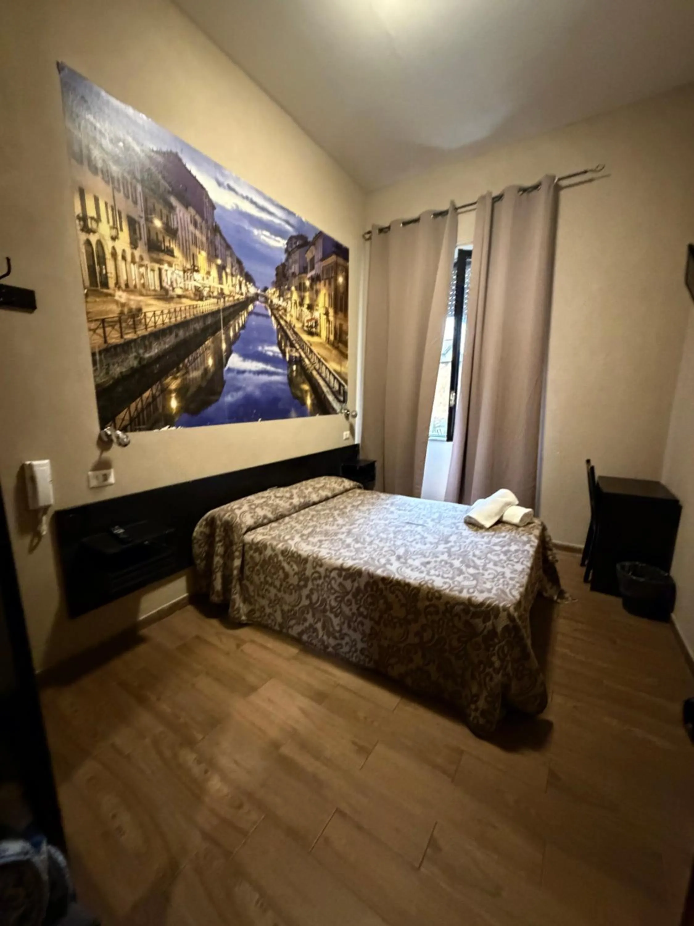 Bedroom, Bed in Albergo Corvetto Corso Lodi