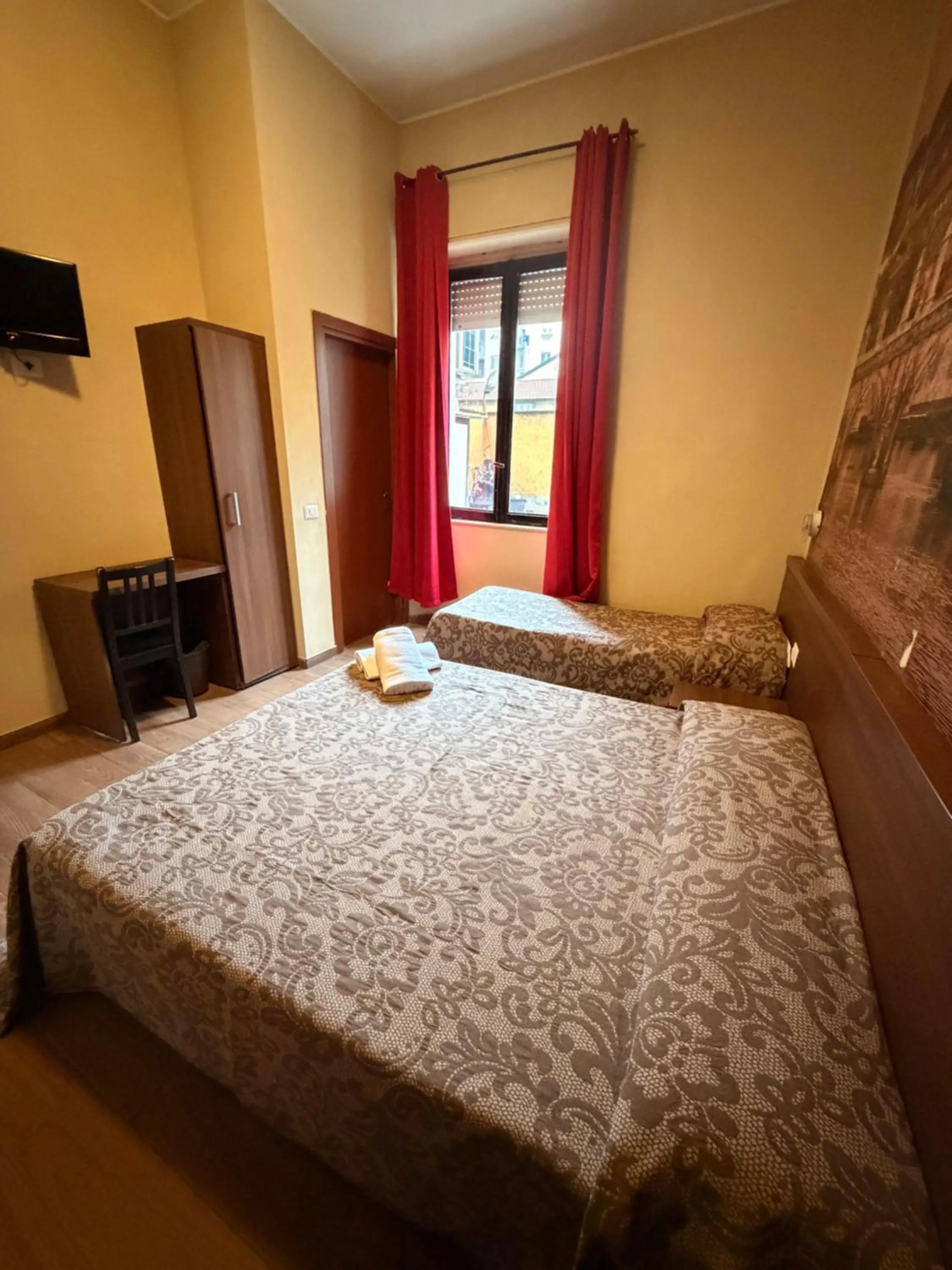 Bed in Albergo Corvetto Corso Lodi