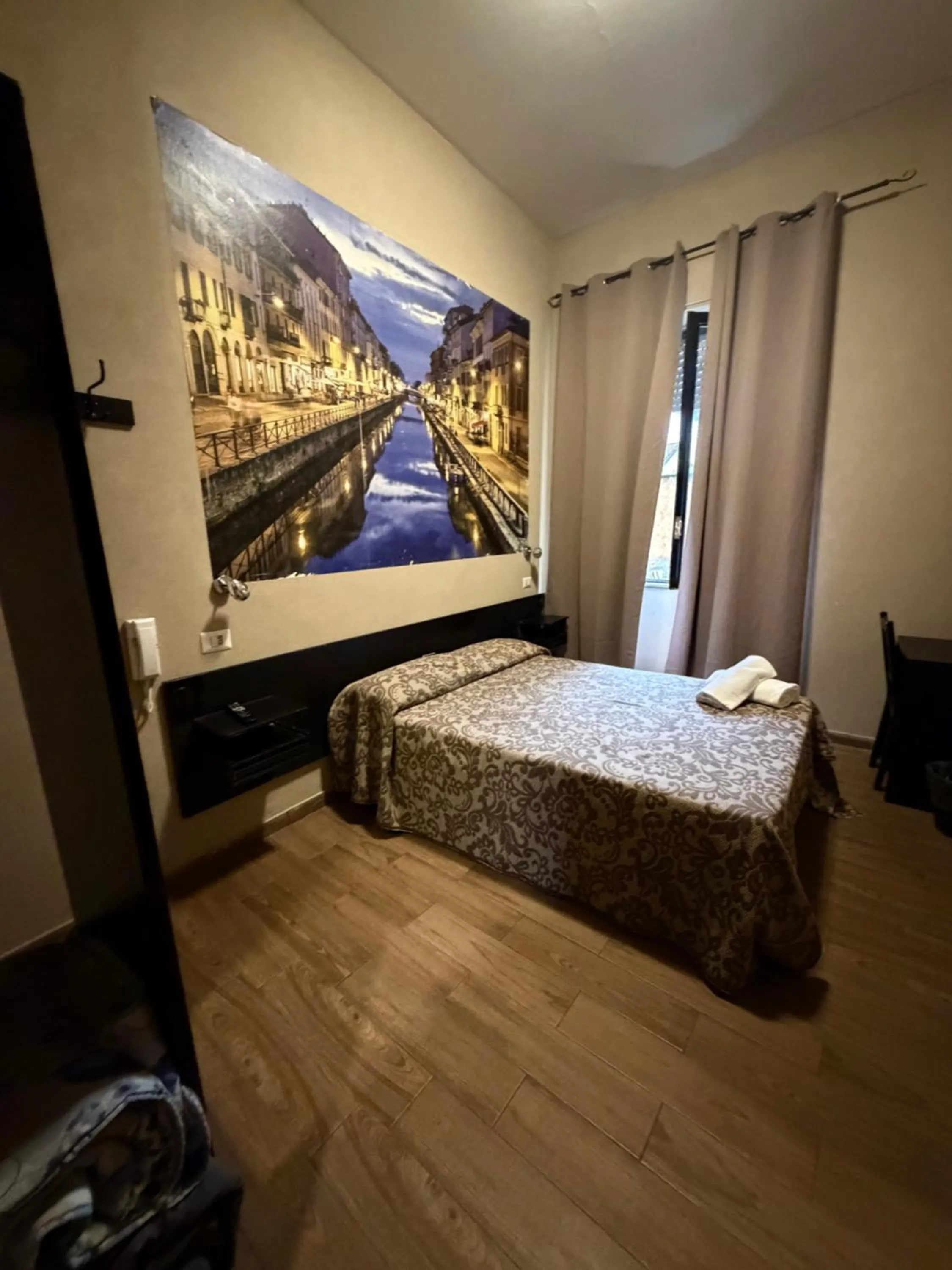 Bedroom, Bed in Albergo Corvetto Corso Lodi