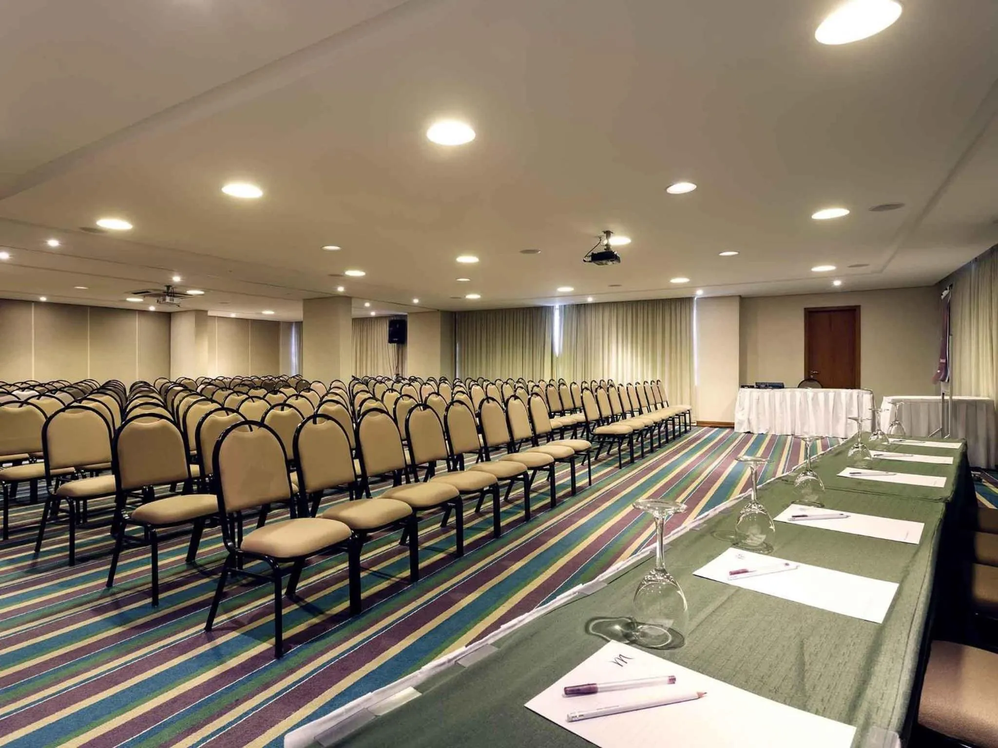 Meeting/conference room in Mercure Salvador Pituba