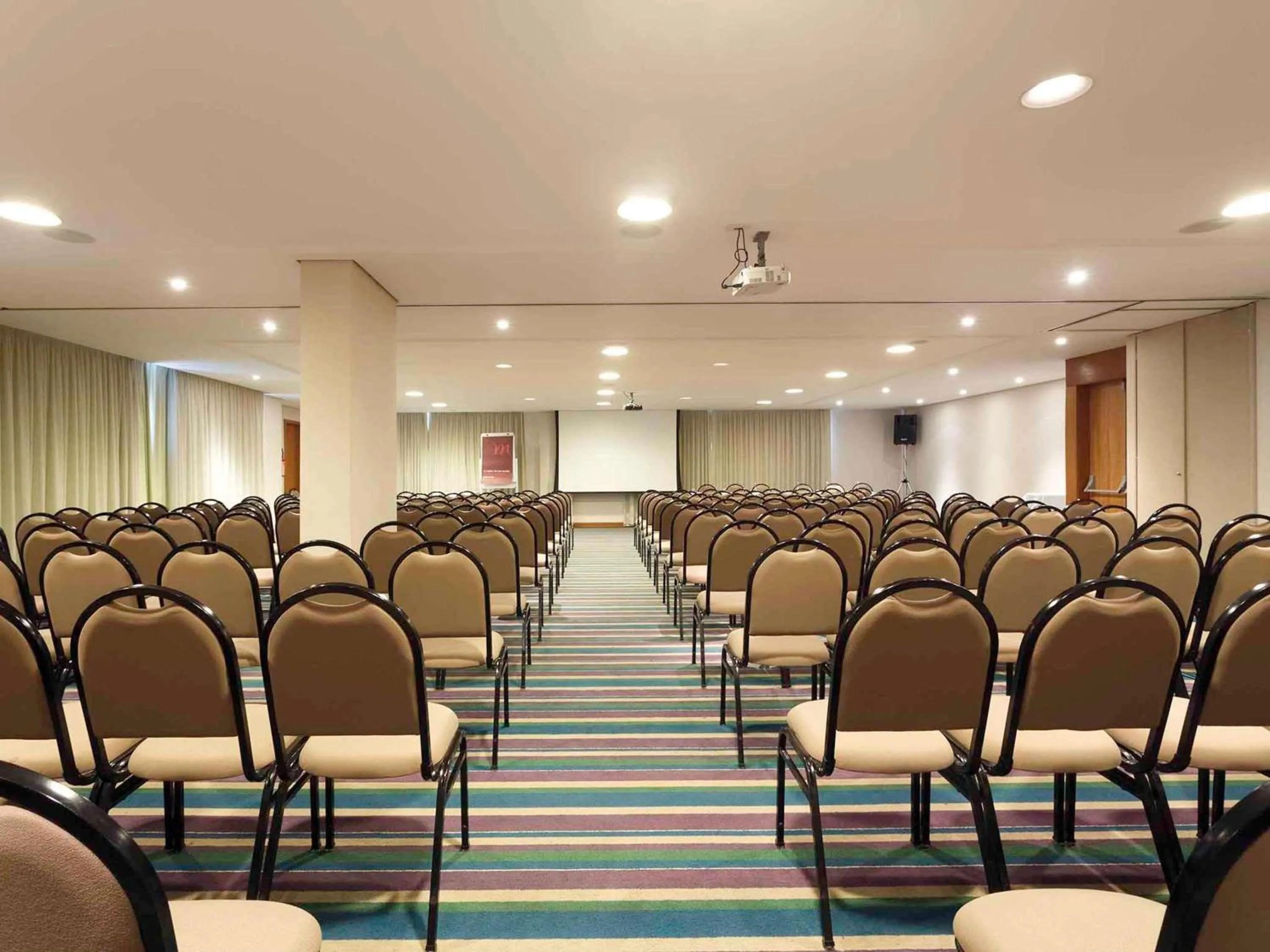 Property building in Mercure Salvador Pituba