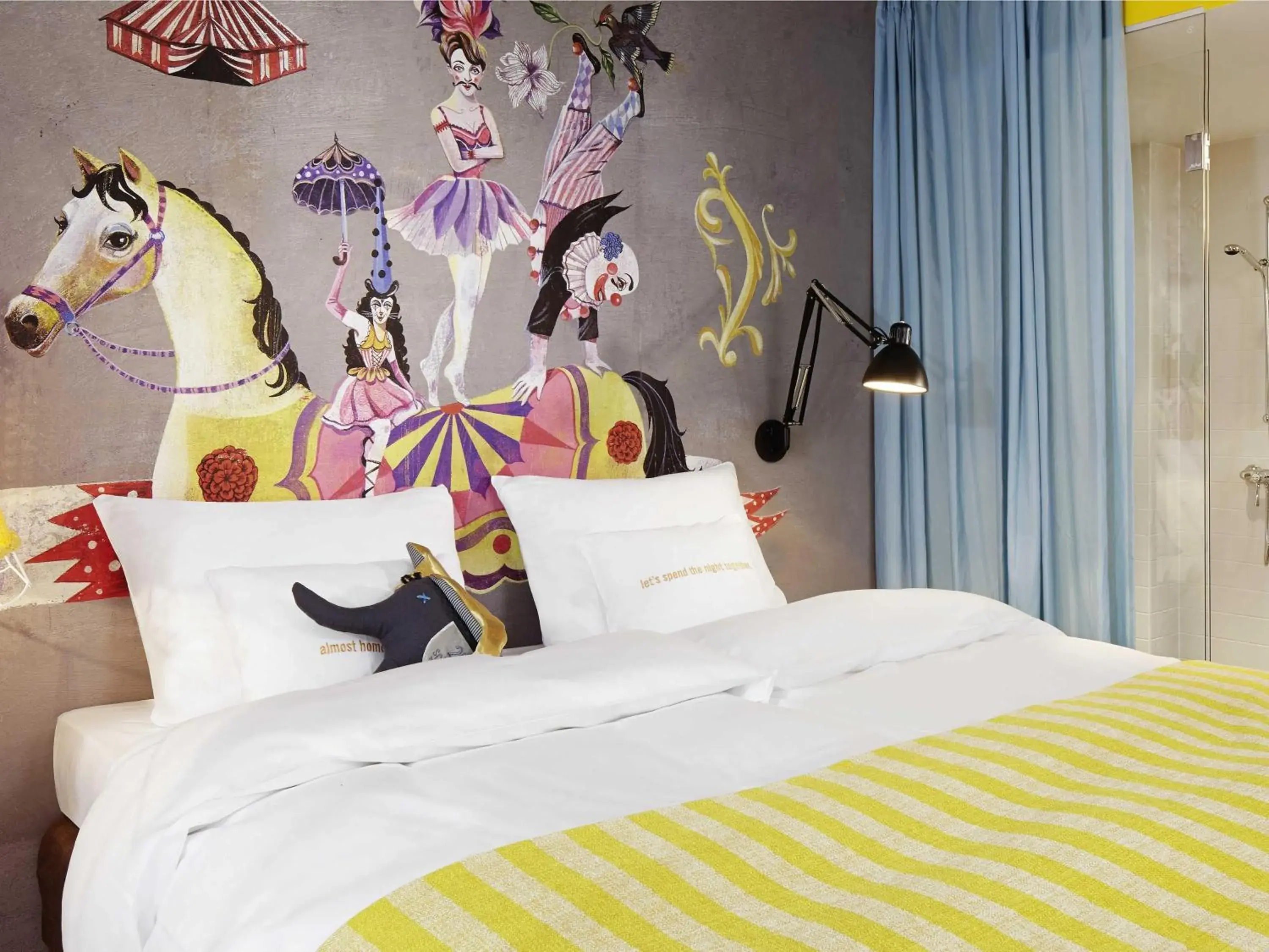 Bedroom, Bed in 25hours Hotel beim MuseumsQuartier Bedroom, Bed in 25hours Hotel beim MuseumsQuartier