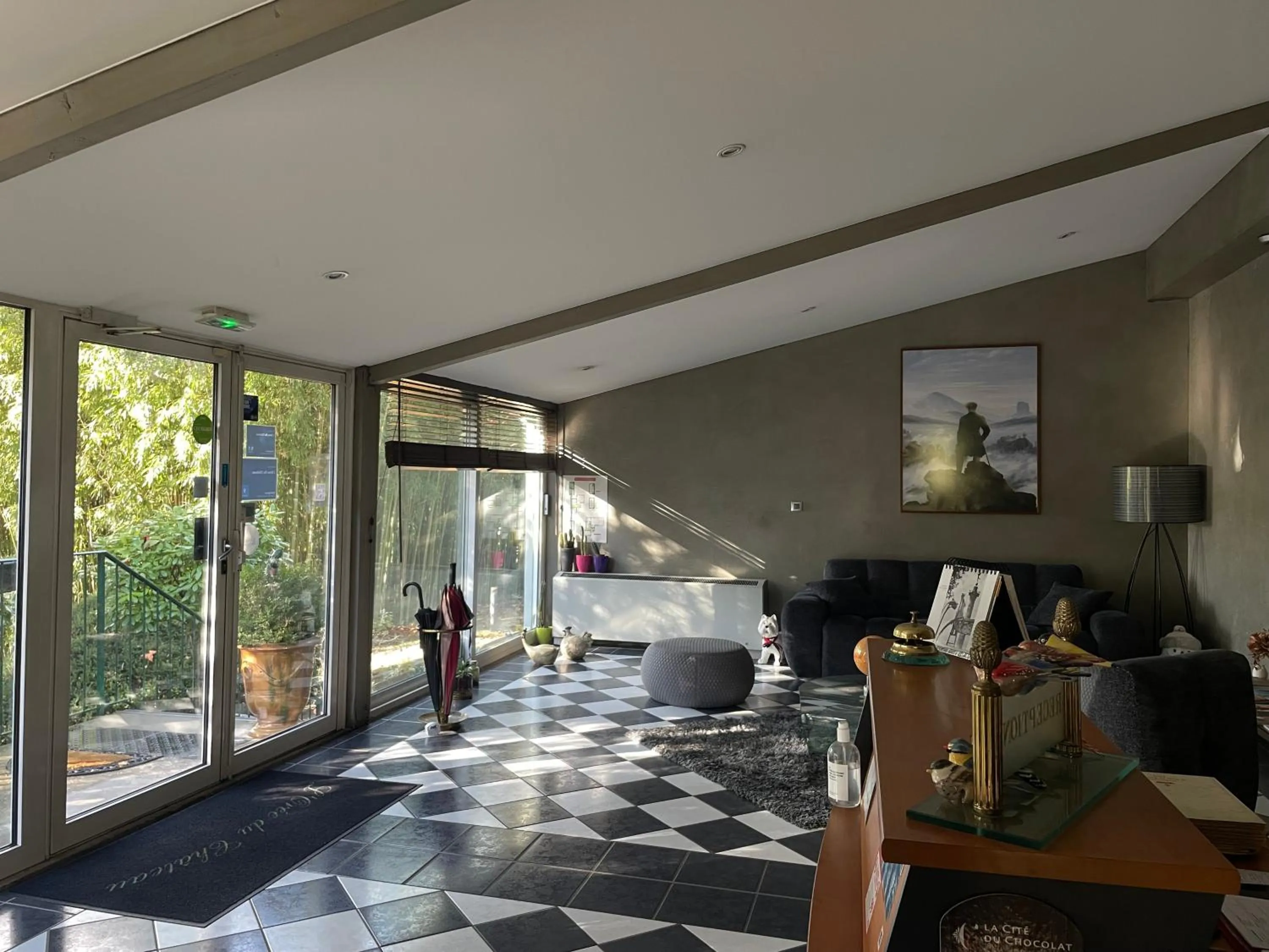 Lobby or reception in L'Oree Du Château