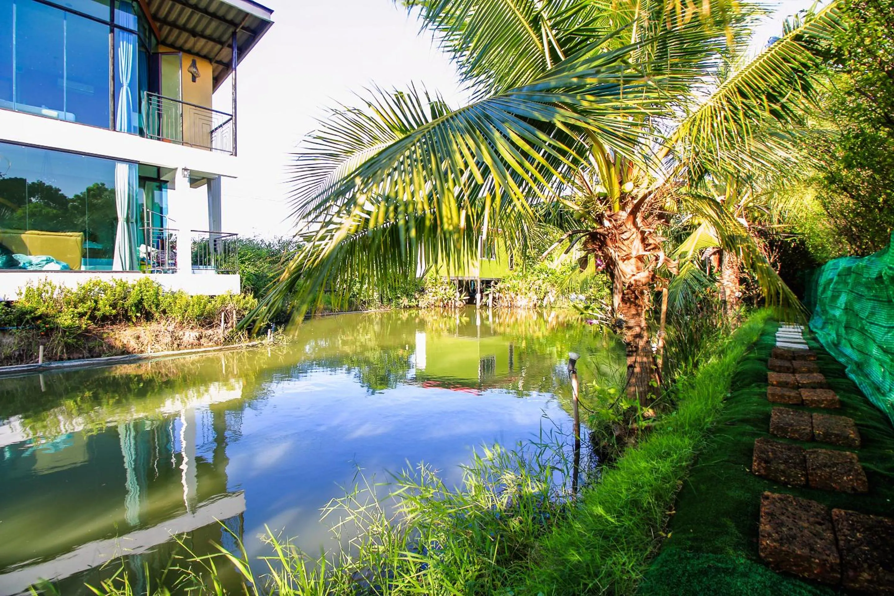 Garden in Plernsalaya resort