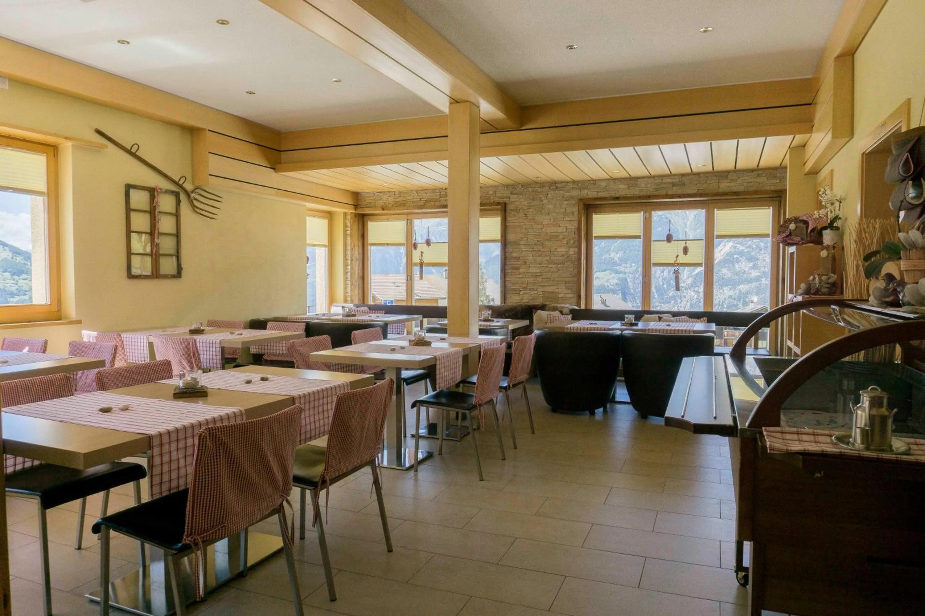 Lounge or bar in Hotel-Restaurant Ronalp