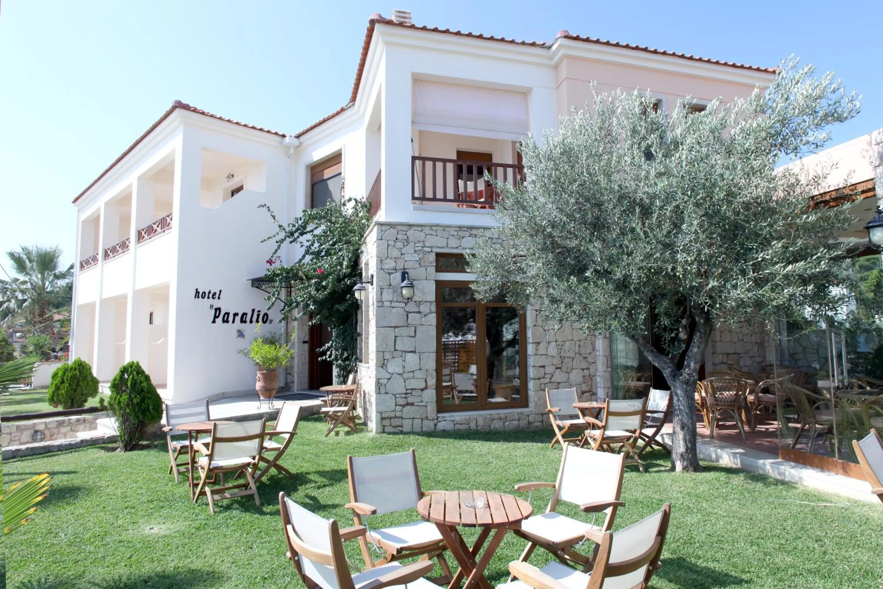 Property building in Hotel Paralio