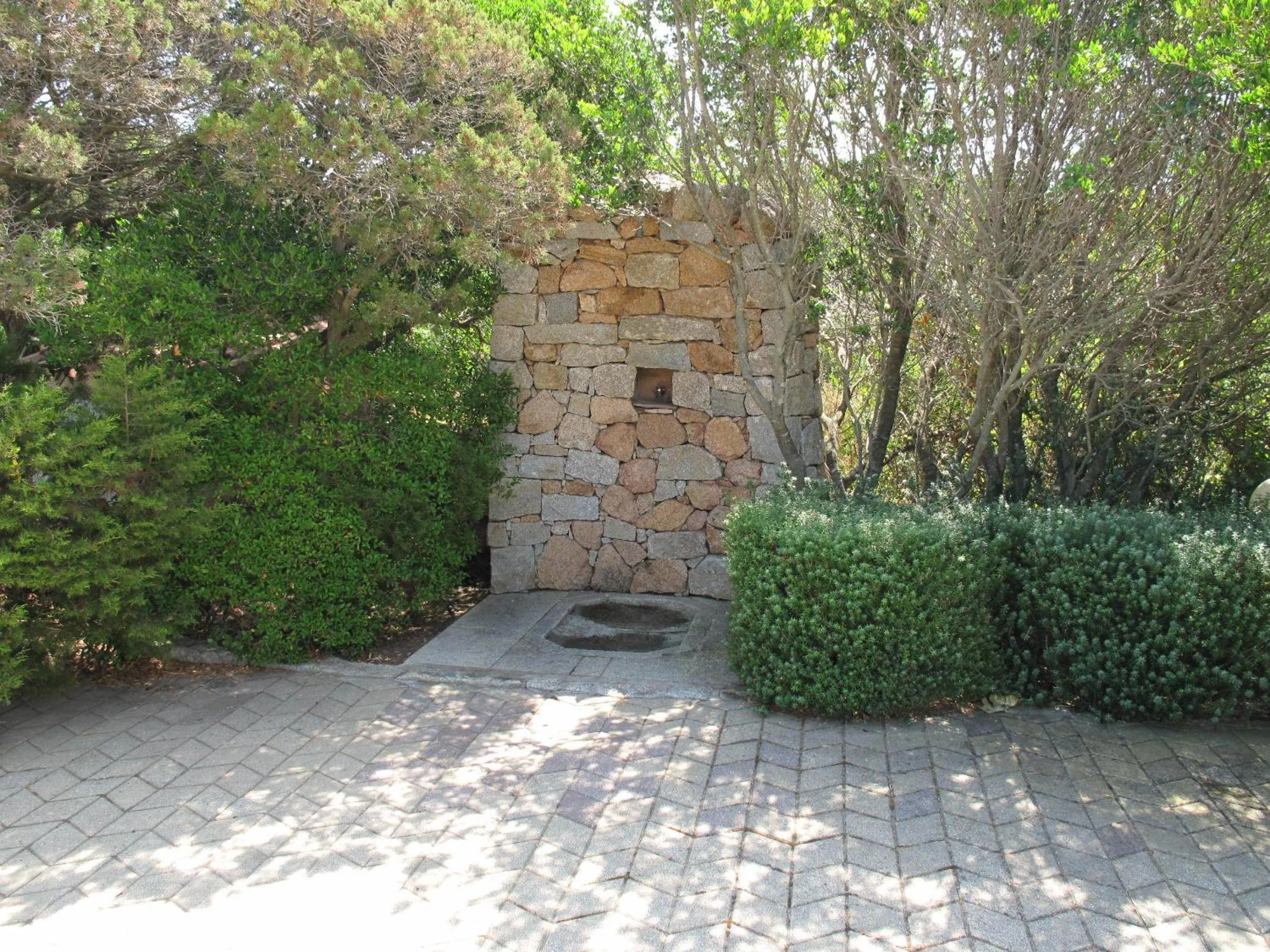 Decorative detail in Le Antunne