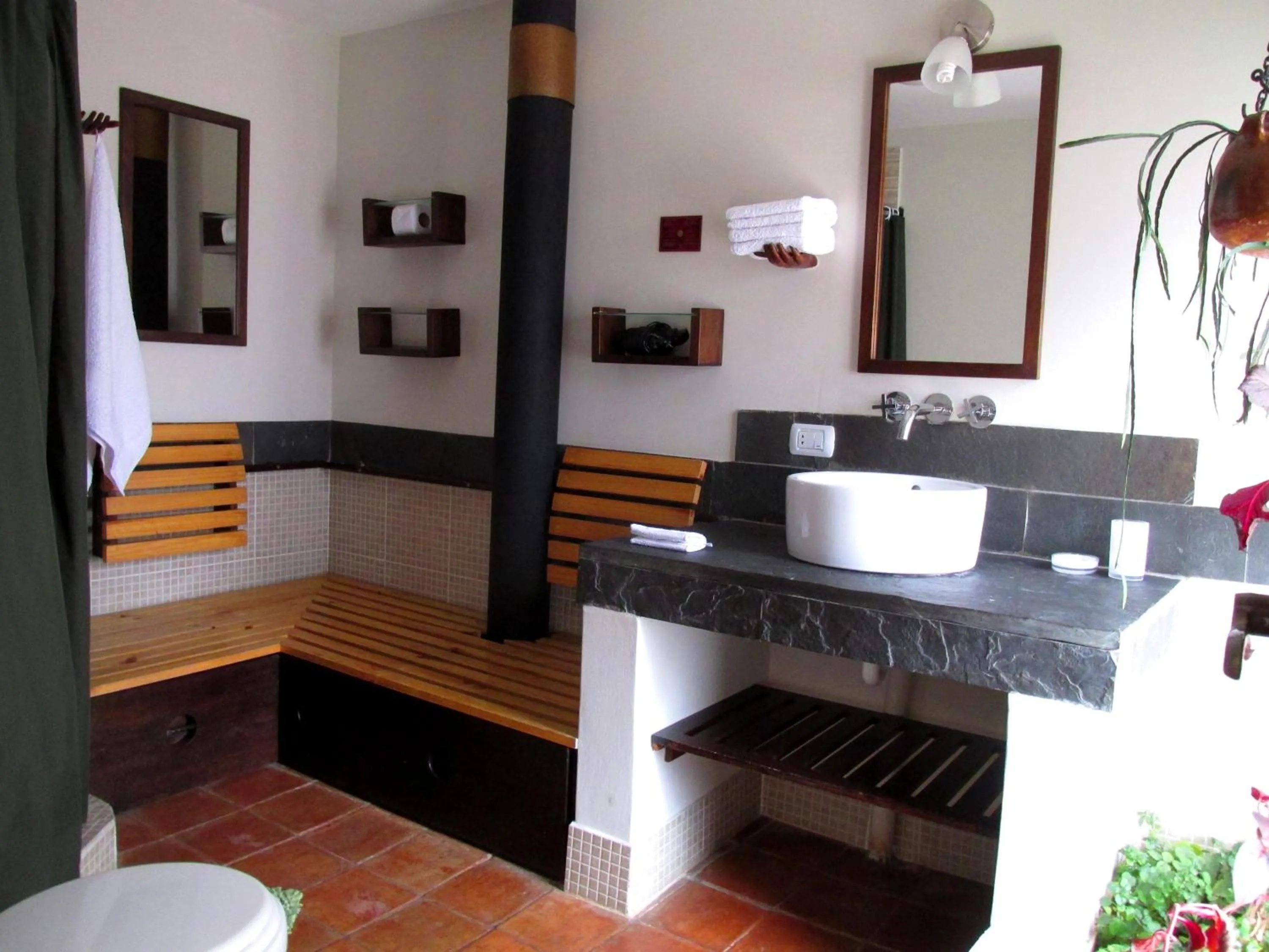 Bathroom in Quinua Boutique Apartments