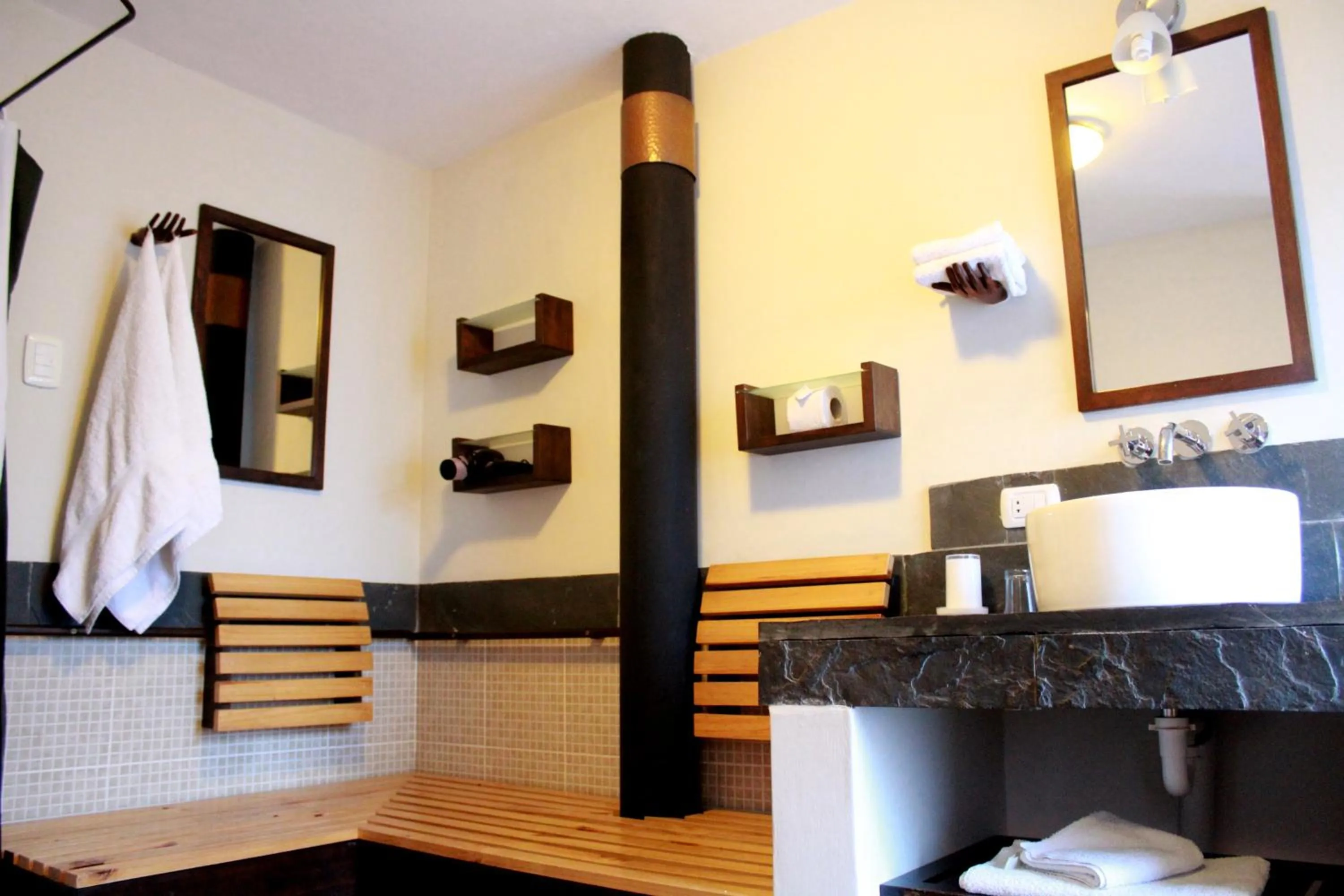 Bathroom in Quinua Boutique Apartments