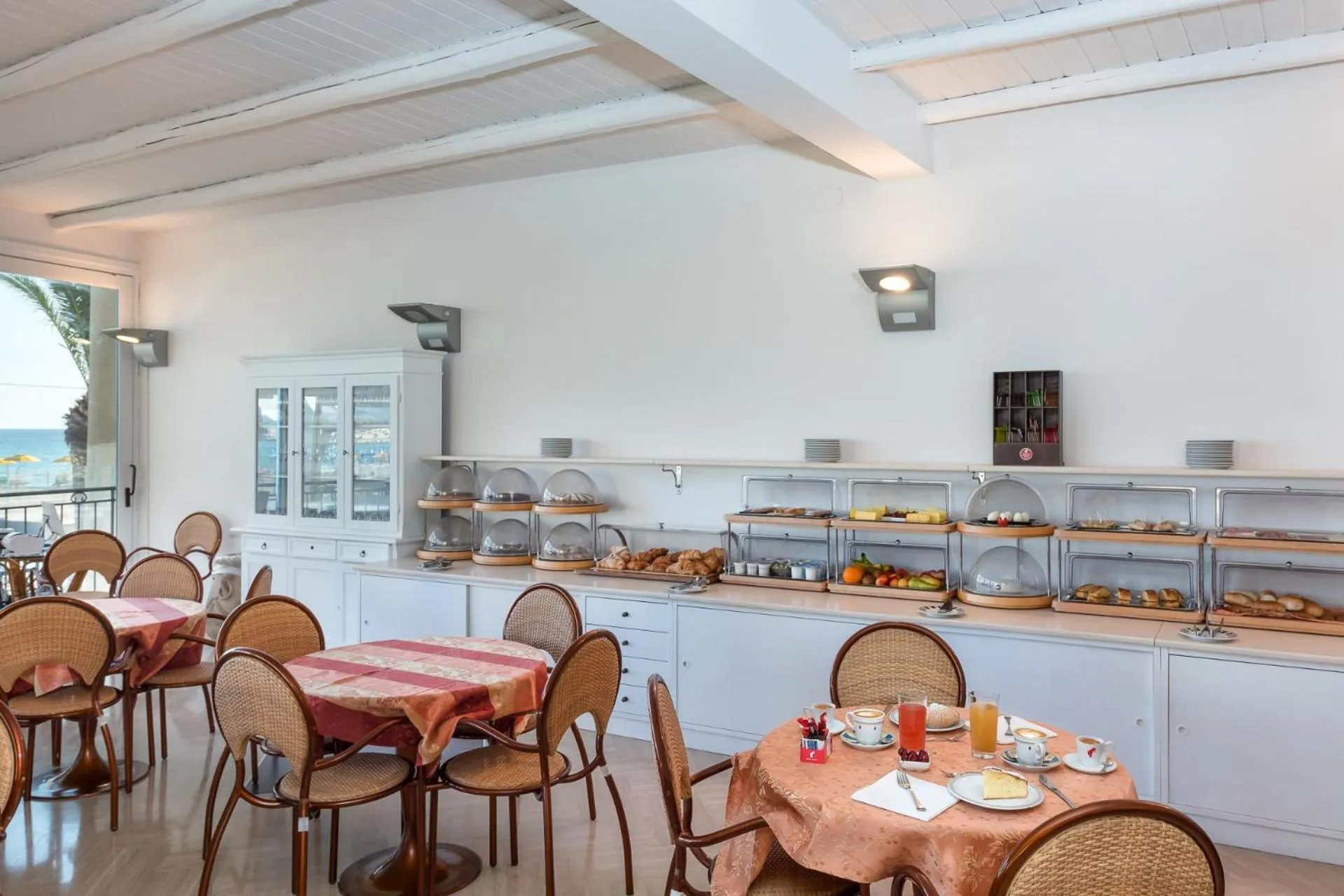 Breakfast in Hotel Riviera