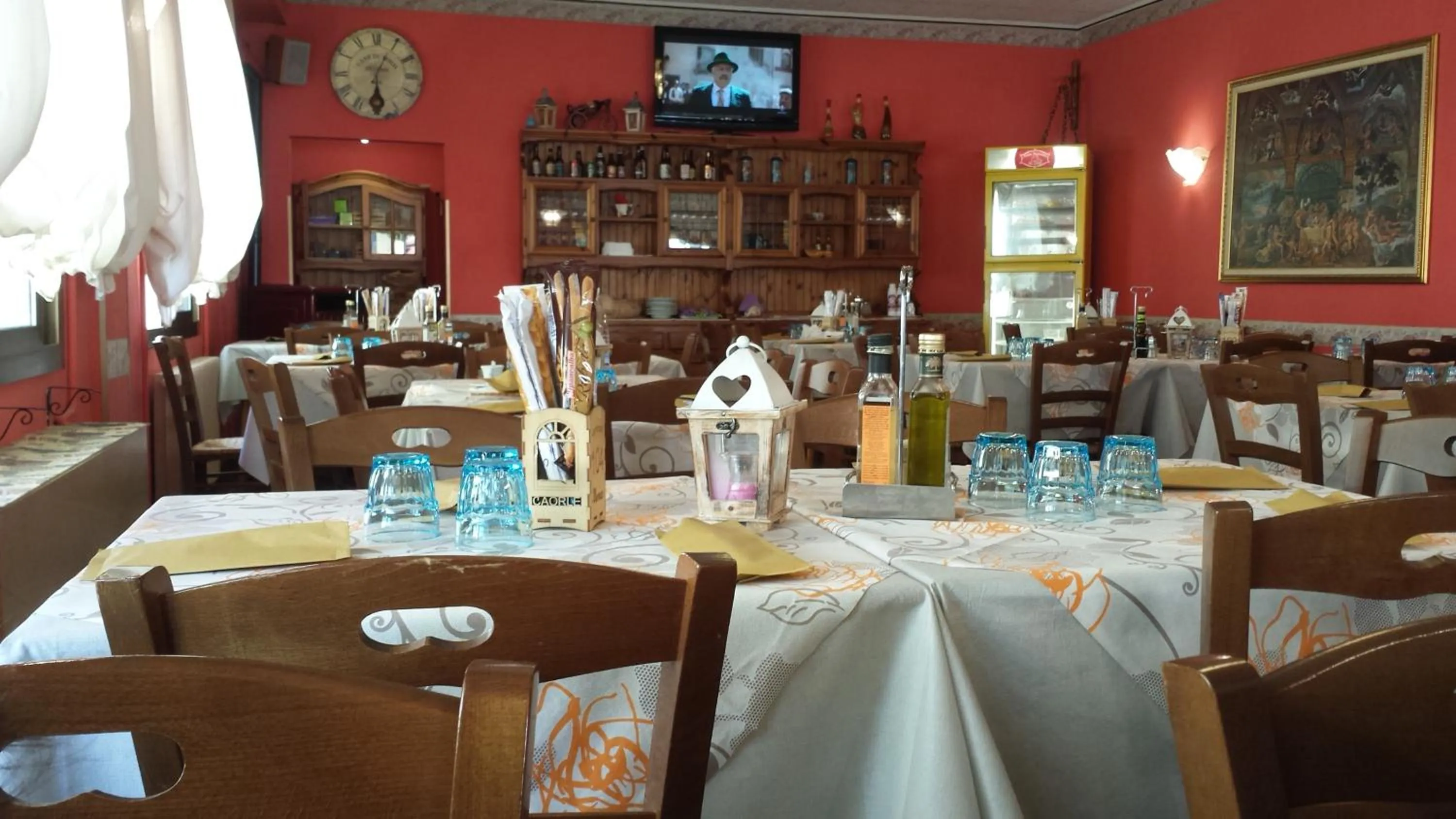 Restaurant/places to eat in Venus Best Price