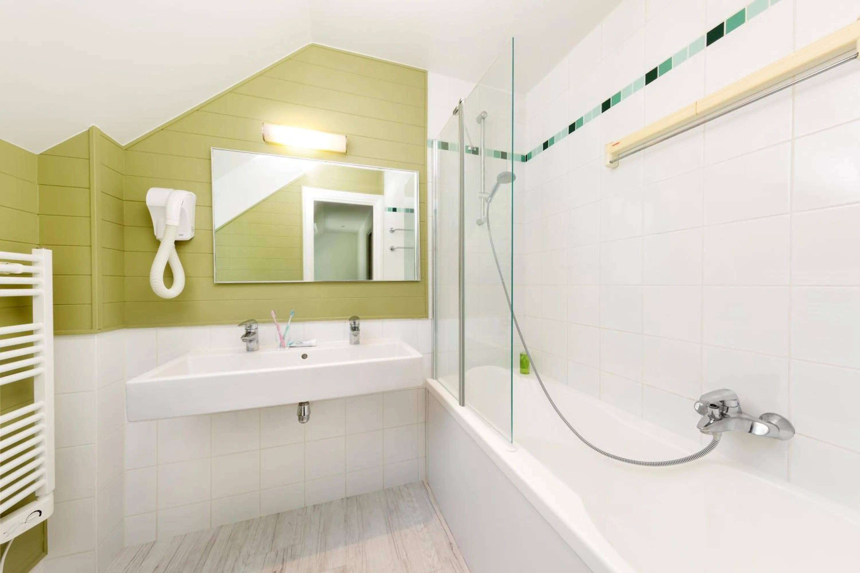Shower in Center Parcs Le Lac d’Ailette