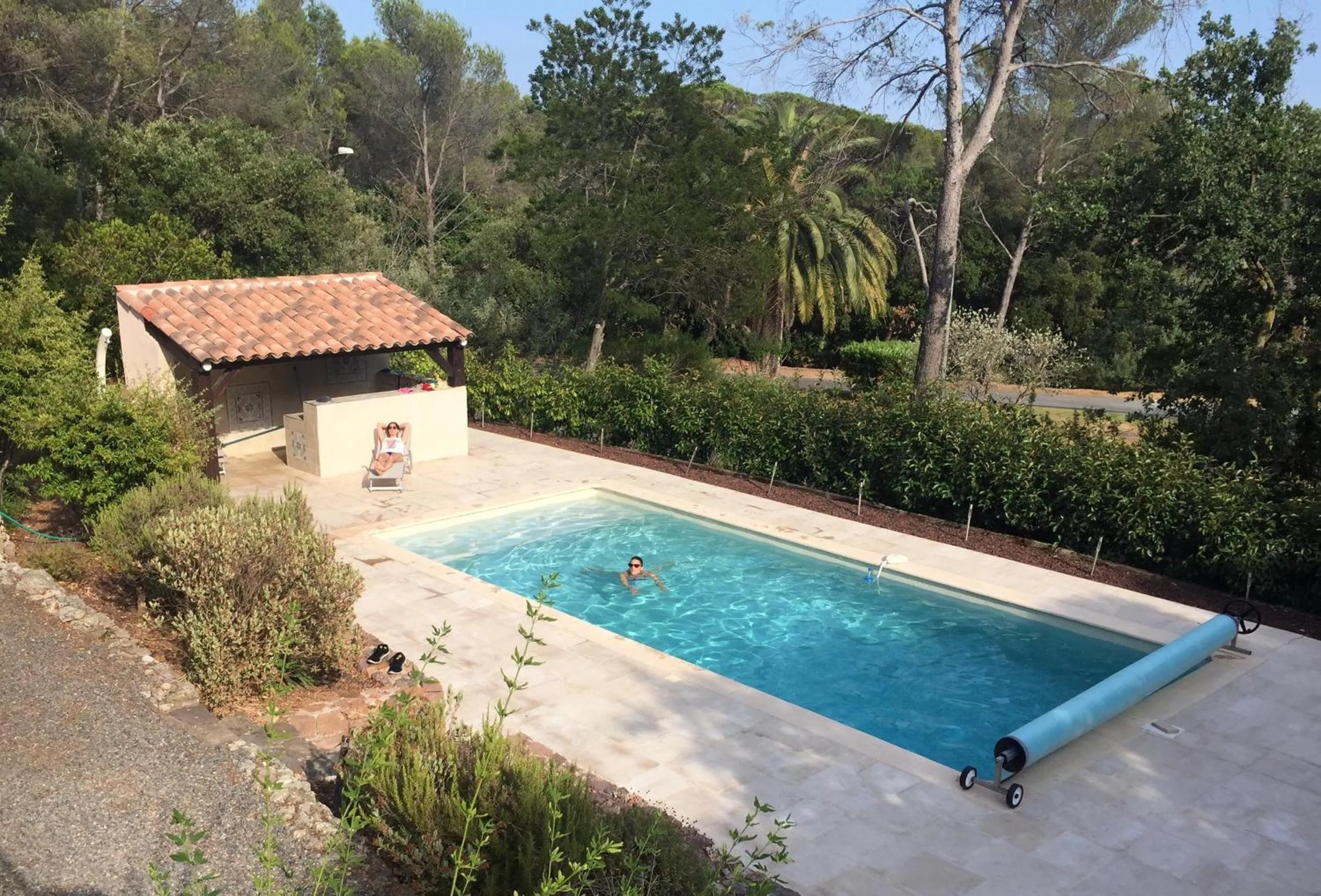 Pool view in La Garriniere
