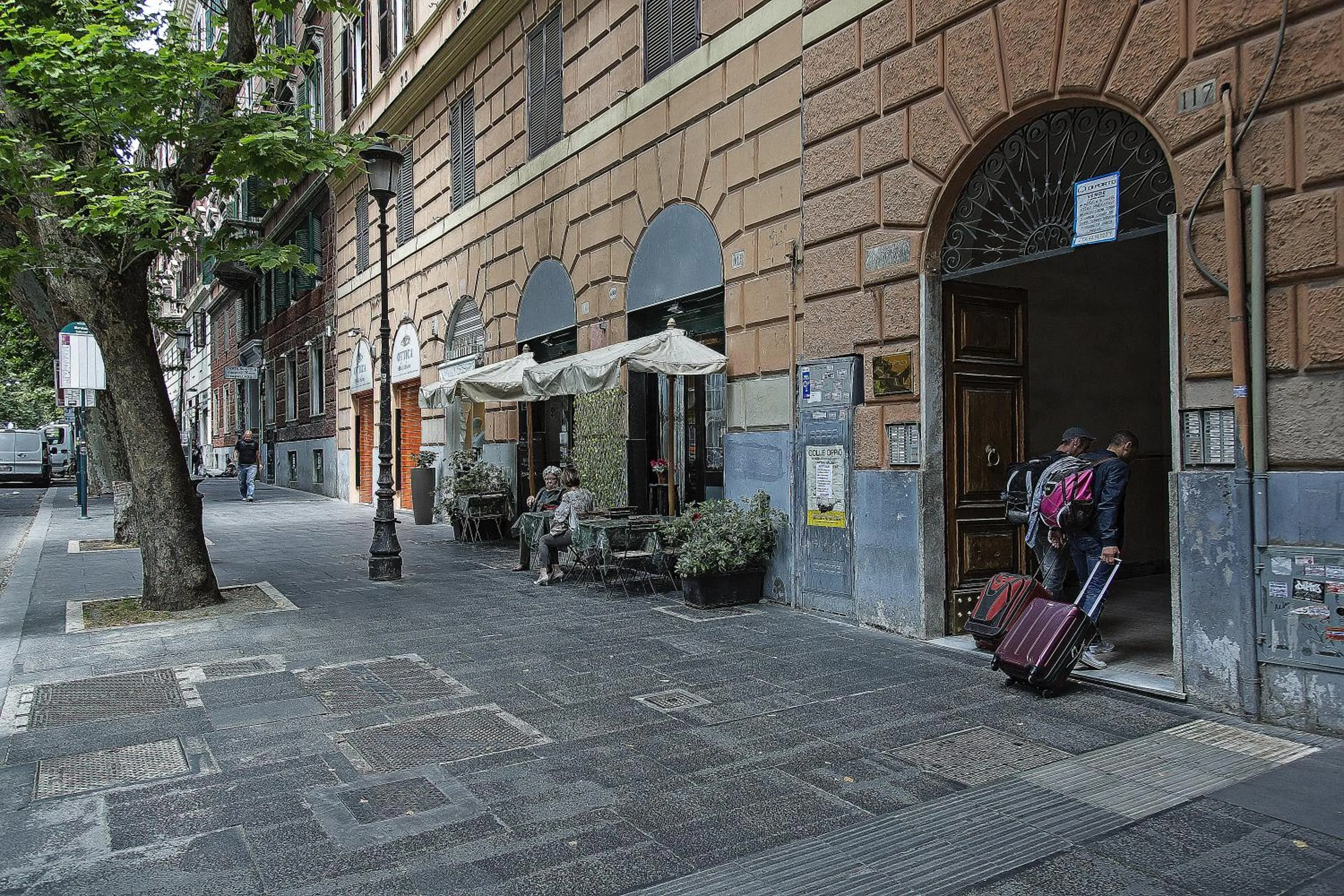 Facade/entrance in Sole E Luna