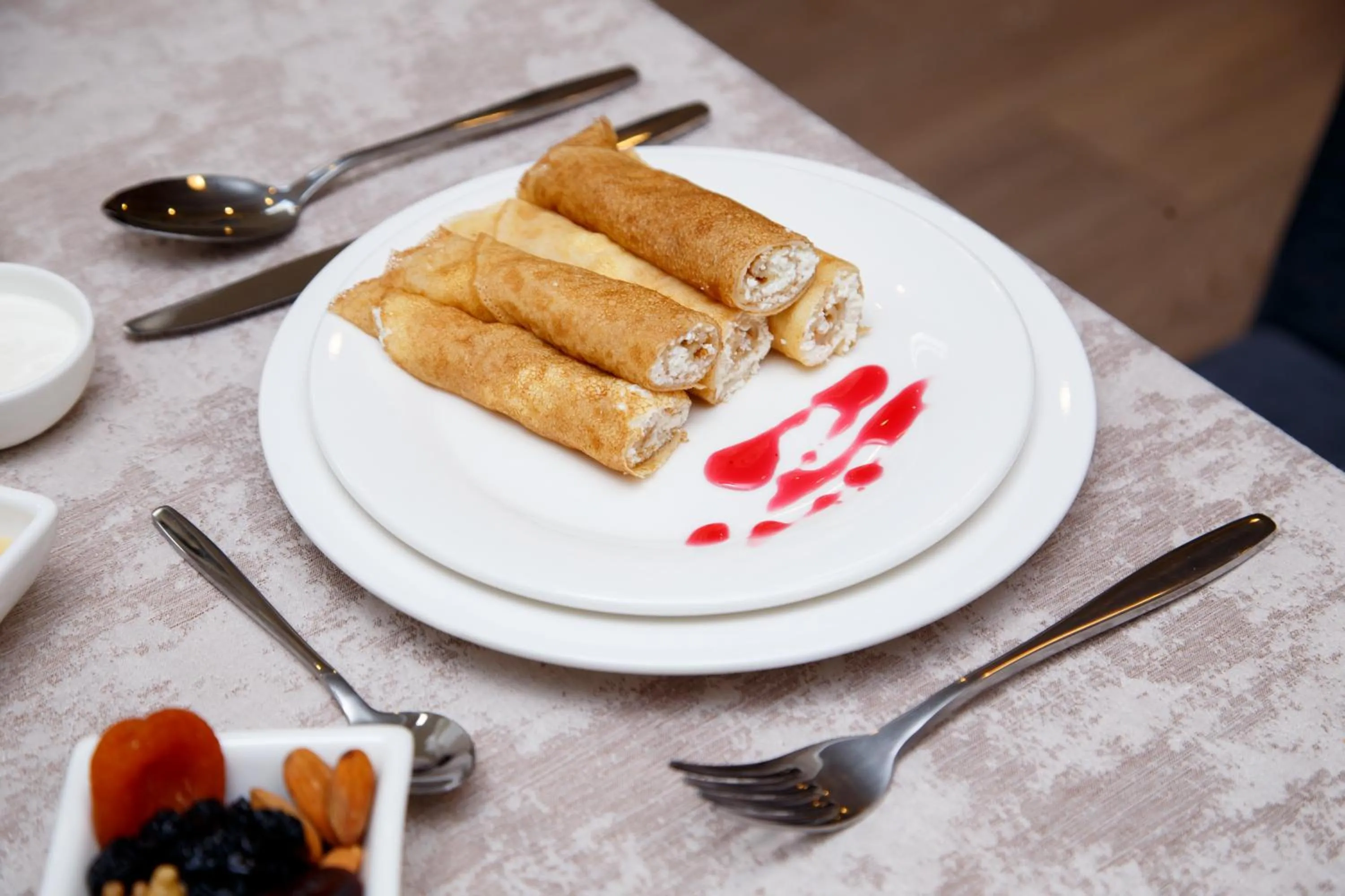 Breakfast in Lumarc Hotel