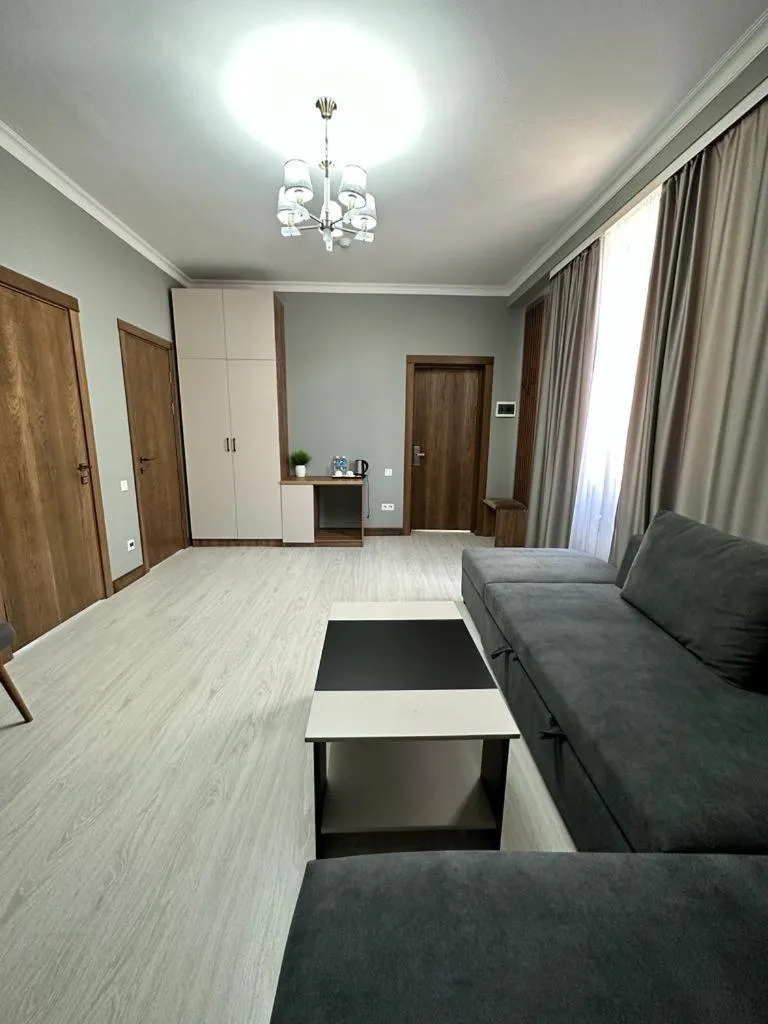 Photo of the whole room in Lumarc Hotel