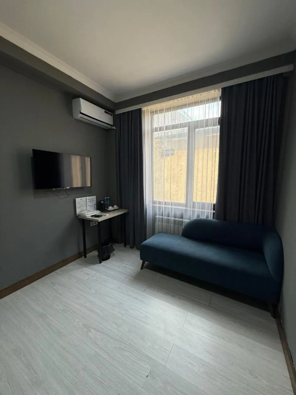 TV and multimedia, Bed in Lumarc Hotel