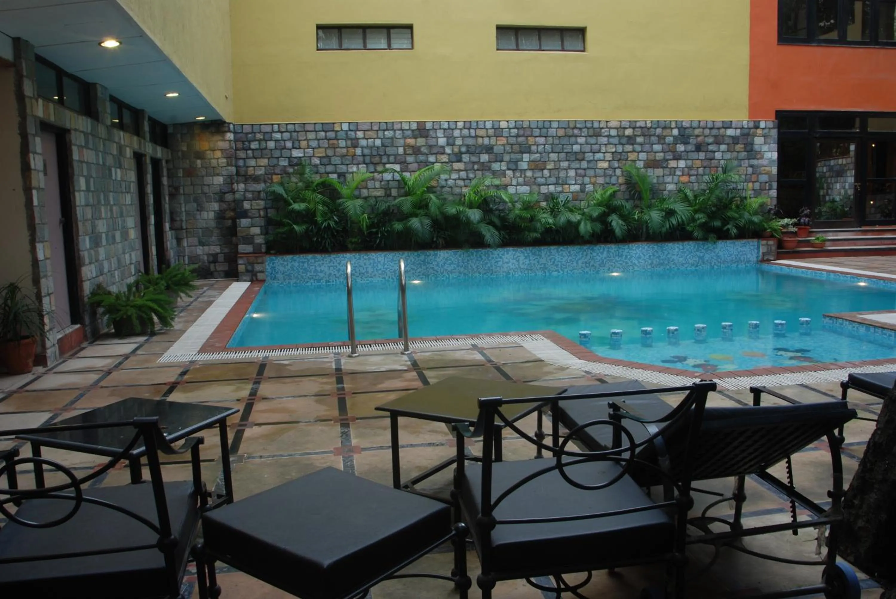  in Hotel Corbett Kingdom