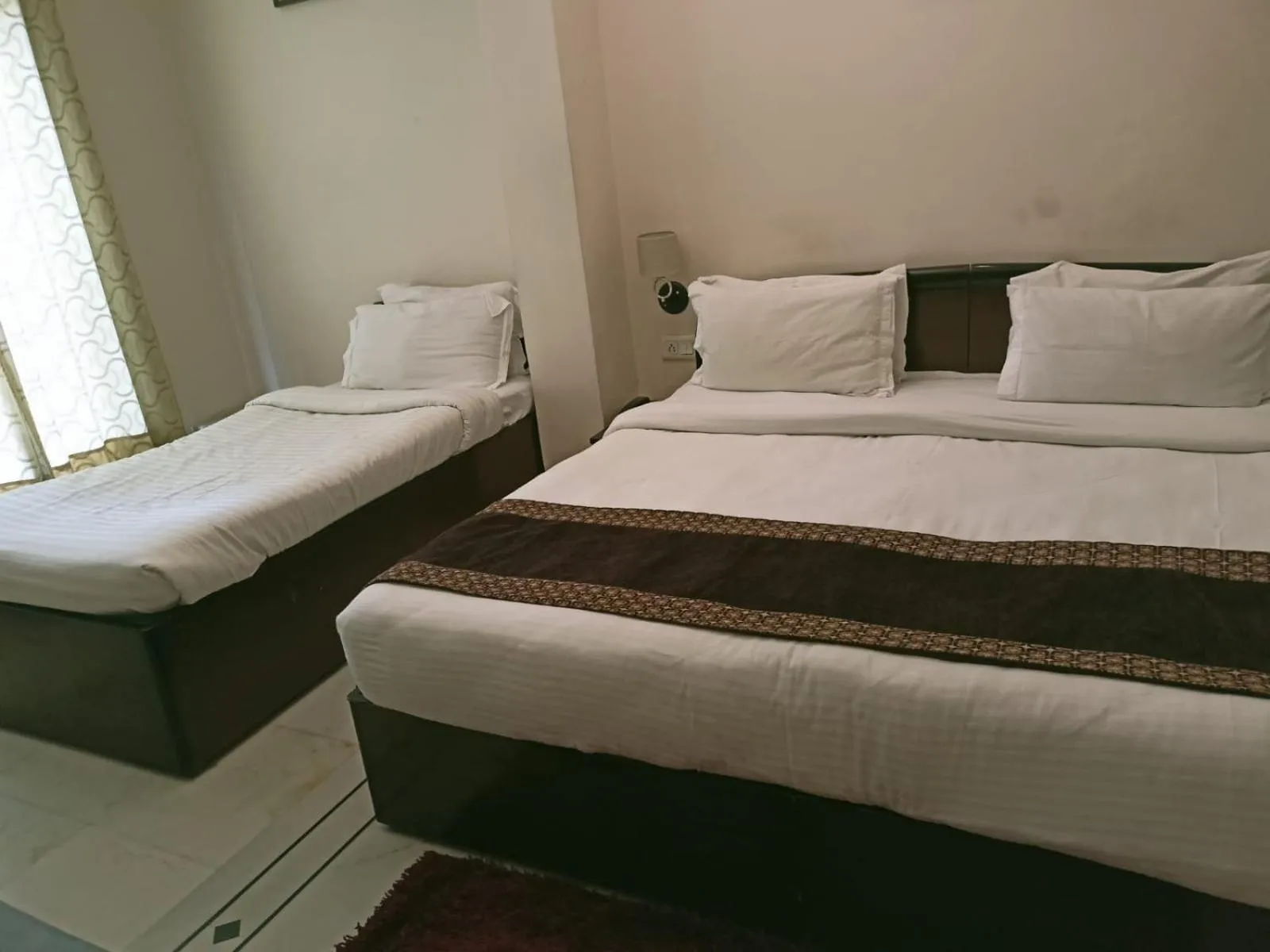 Bedroom in Hotel Corbett Kingdom