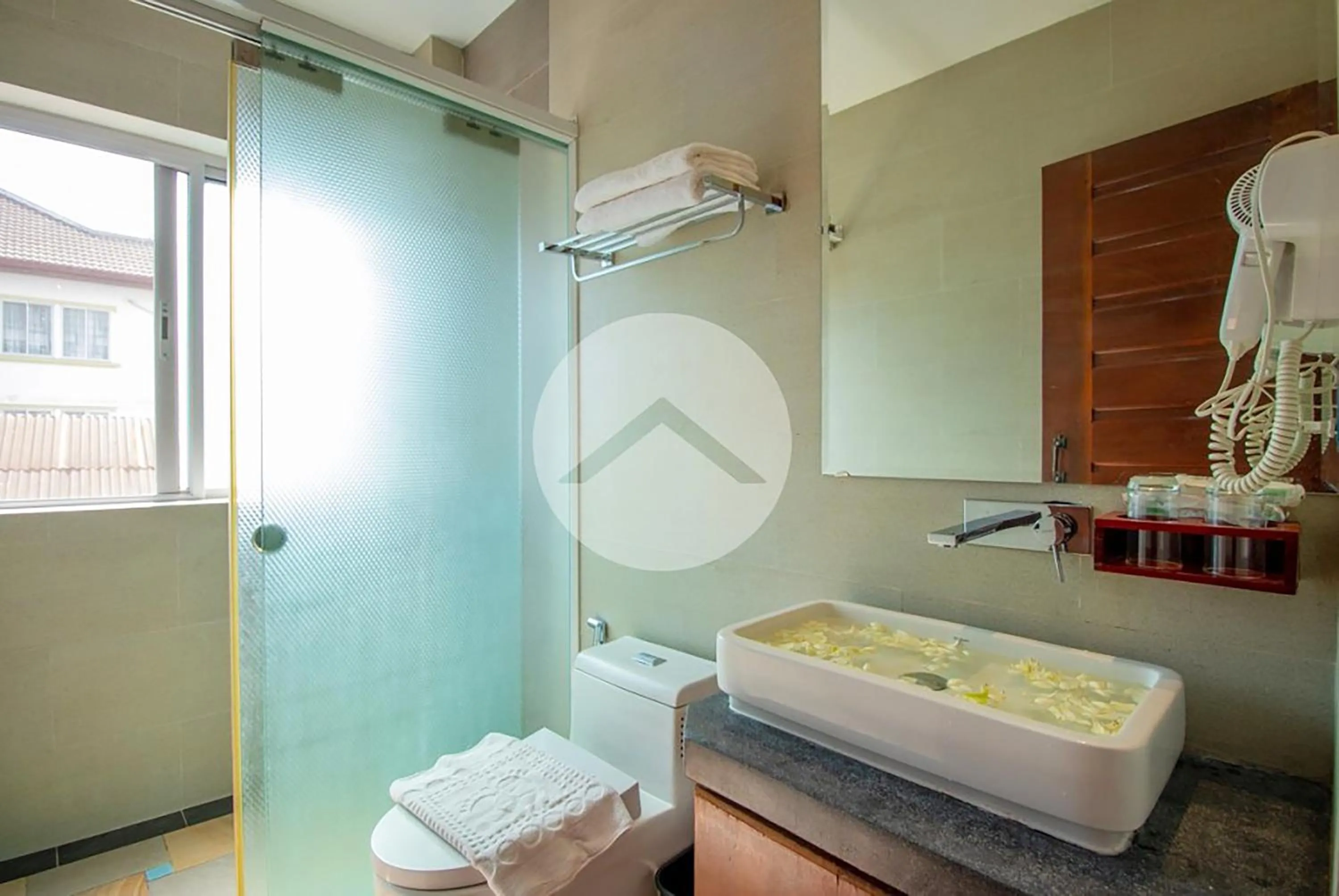 Bathroom in Zita Angkor Hotel