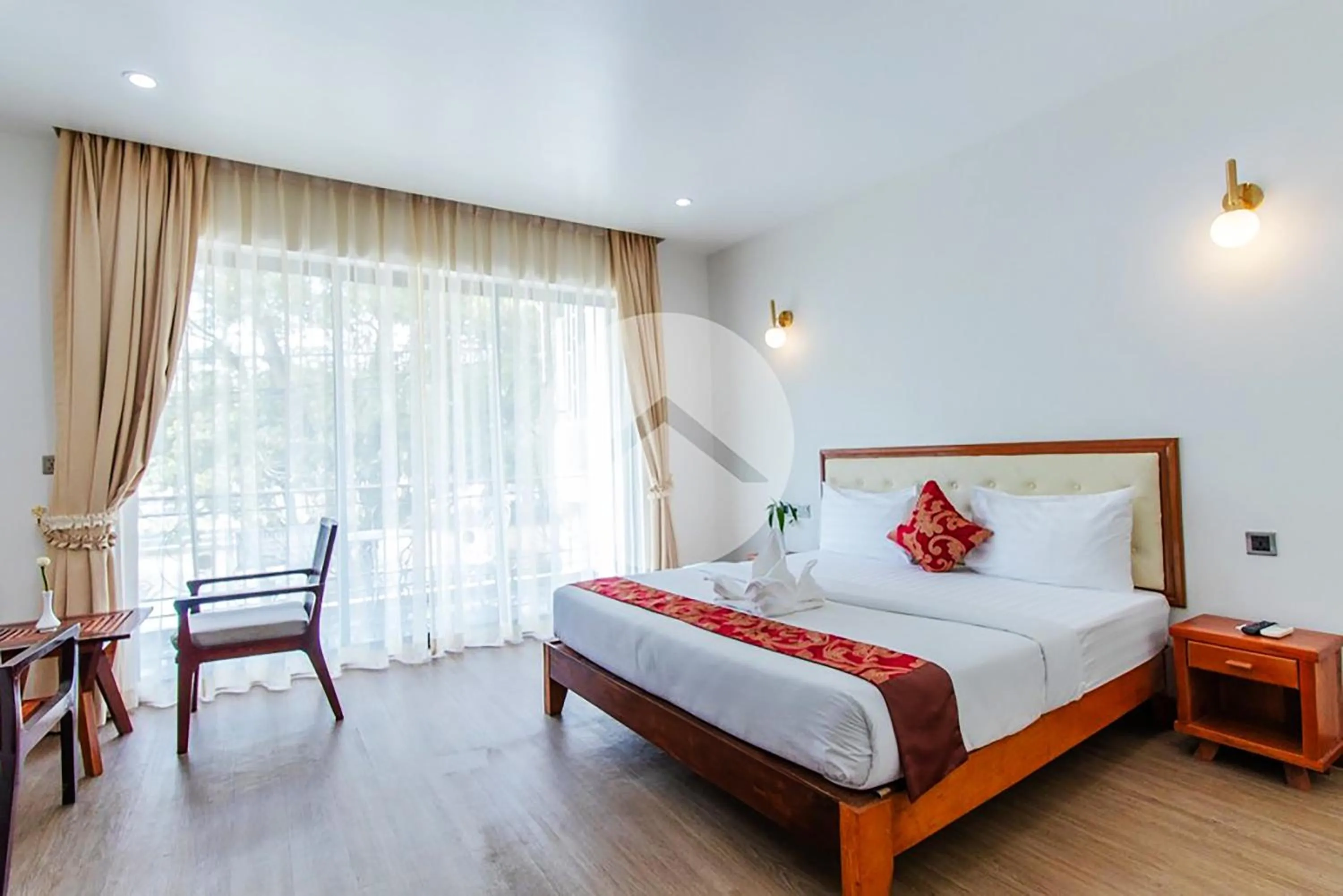 Bed in Zita Angkor Hotel