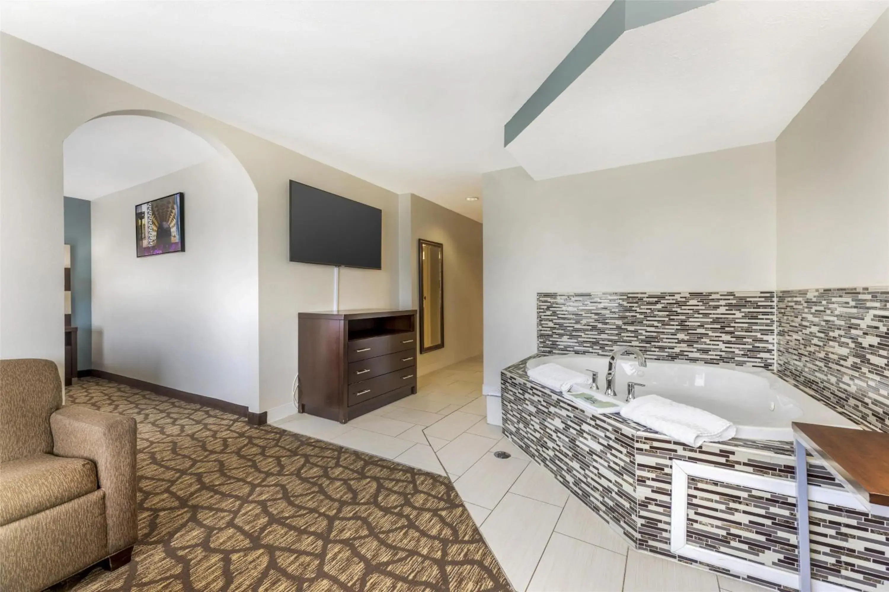 Bedroom in Best Western Joliet Inn & Suites Bedroom in Best Western Joliet Inn & Suites