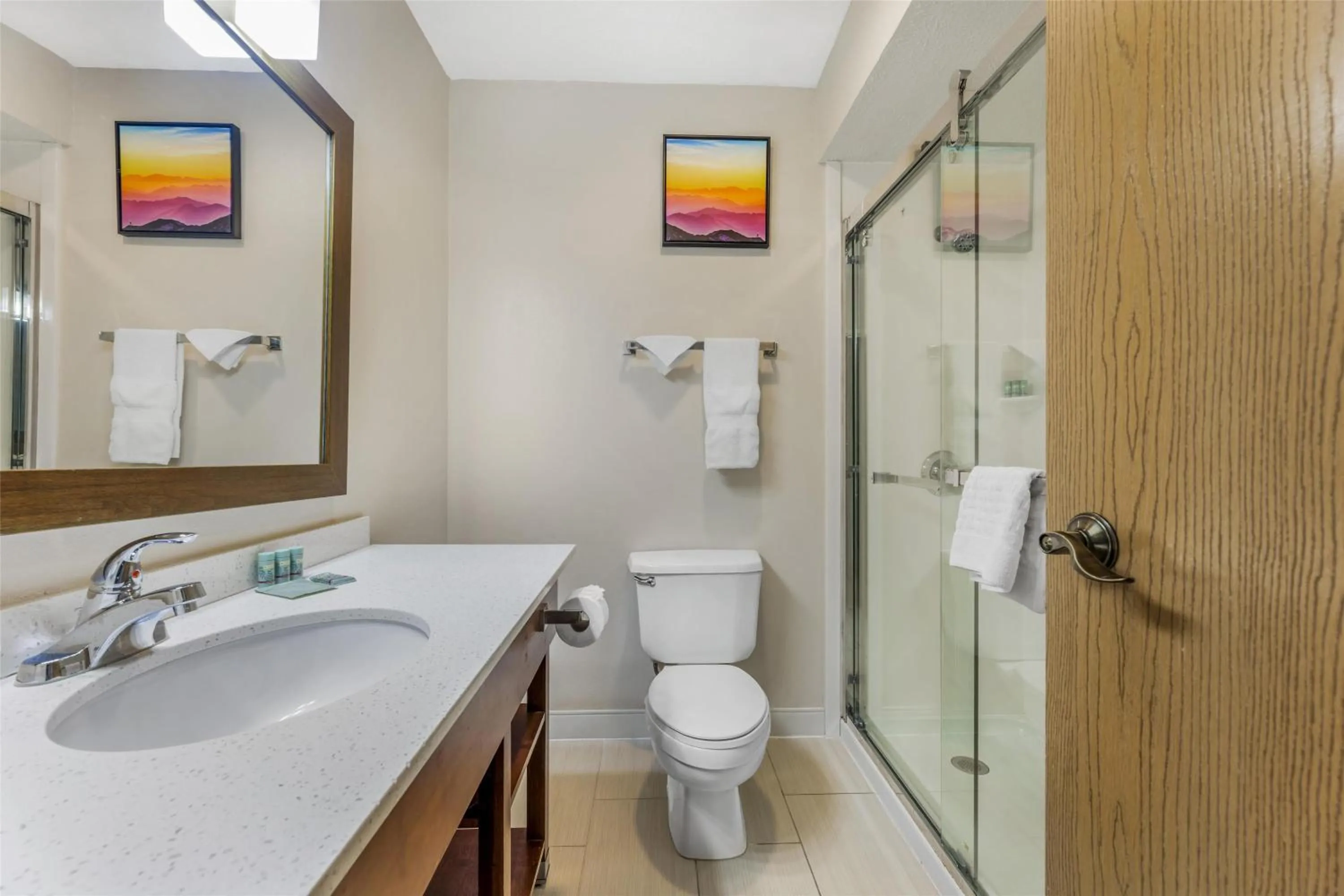 Bathroom in Best Western Joliet Inn & Suites