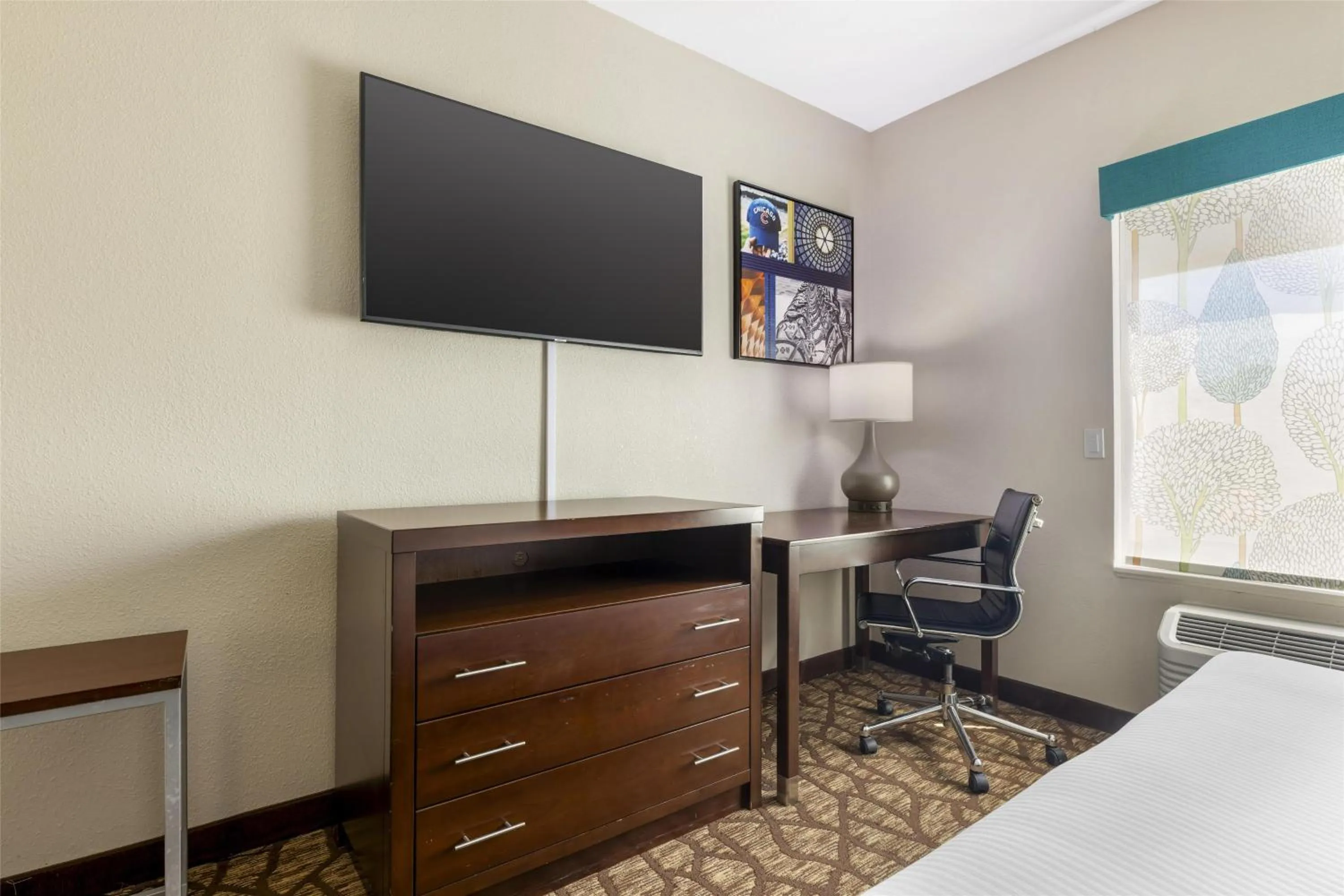 Bedroom, Bed in Best Western Joliet Inn & Suites