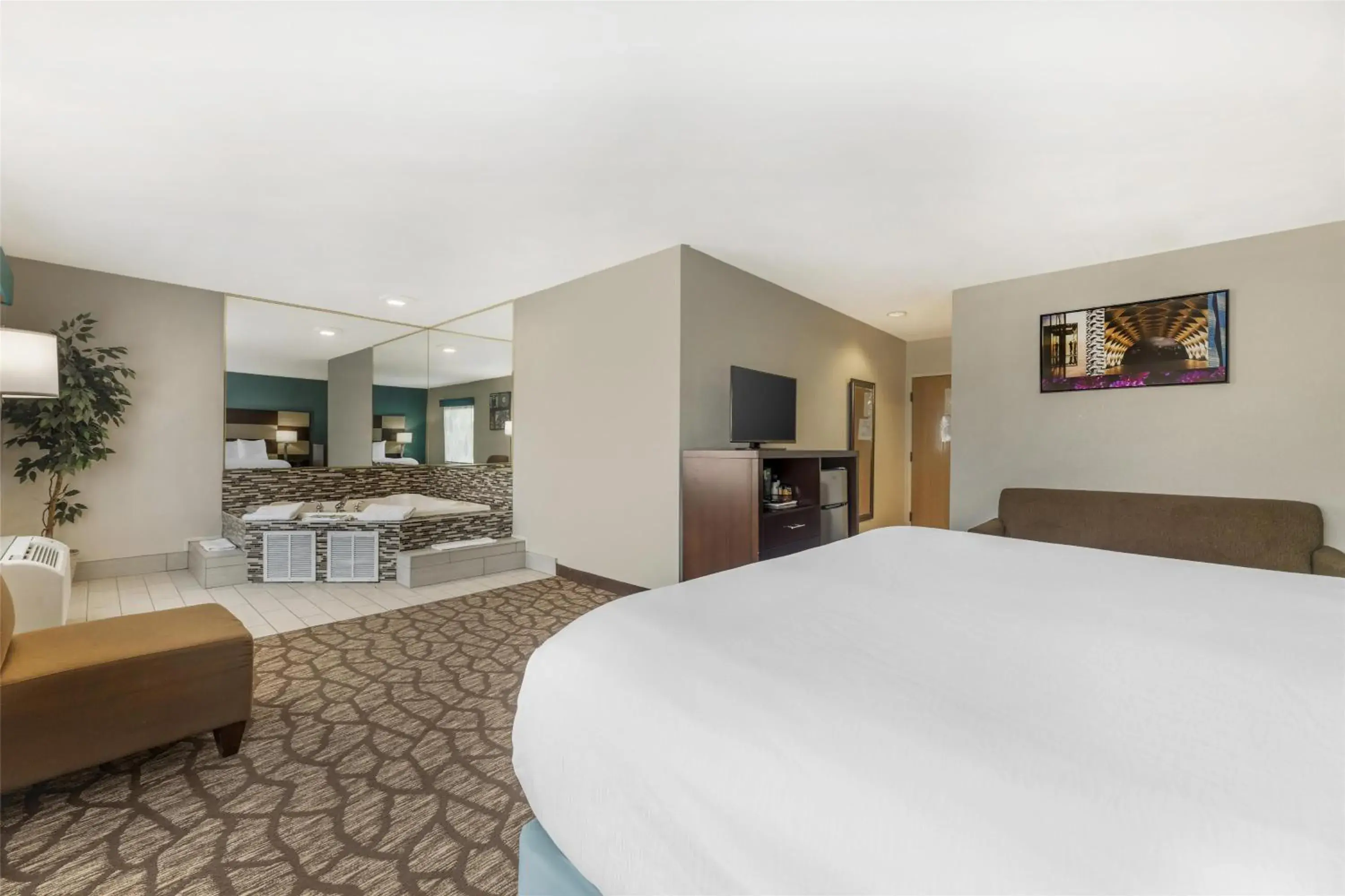 Bedroom, Bed in Best Western Joliet Inn & Suites Bedroom, Bed in Best Western Joliet Inn & Suites