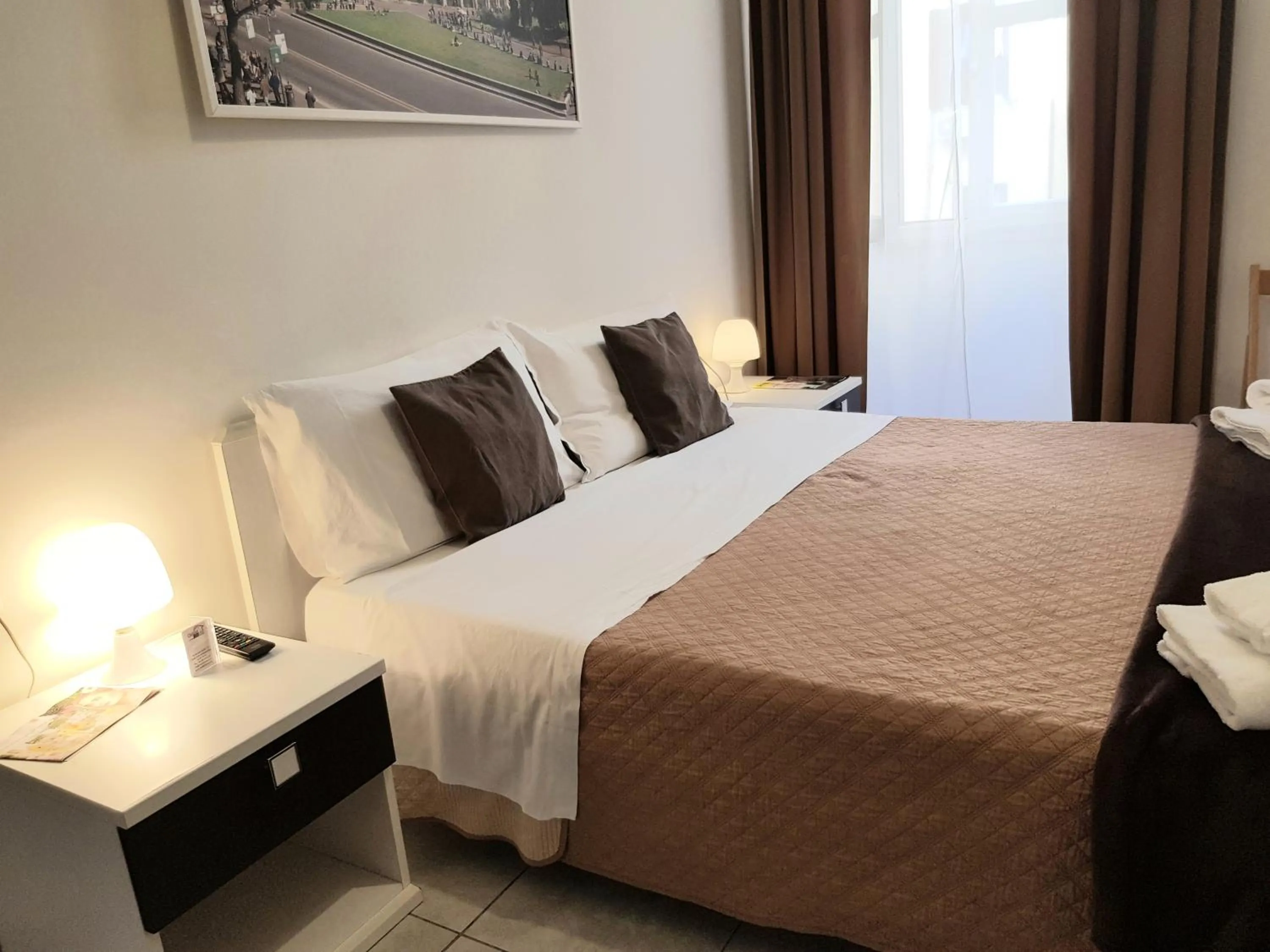 Bedroom, Bed in Cialdini Rome