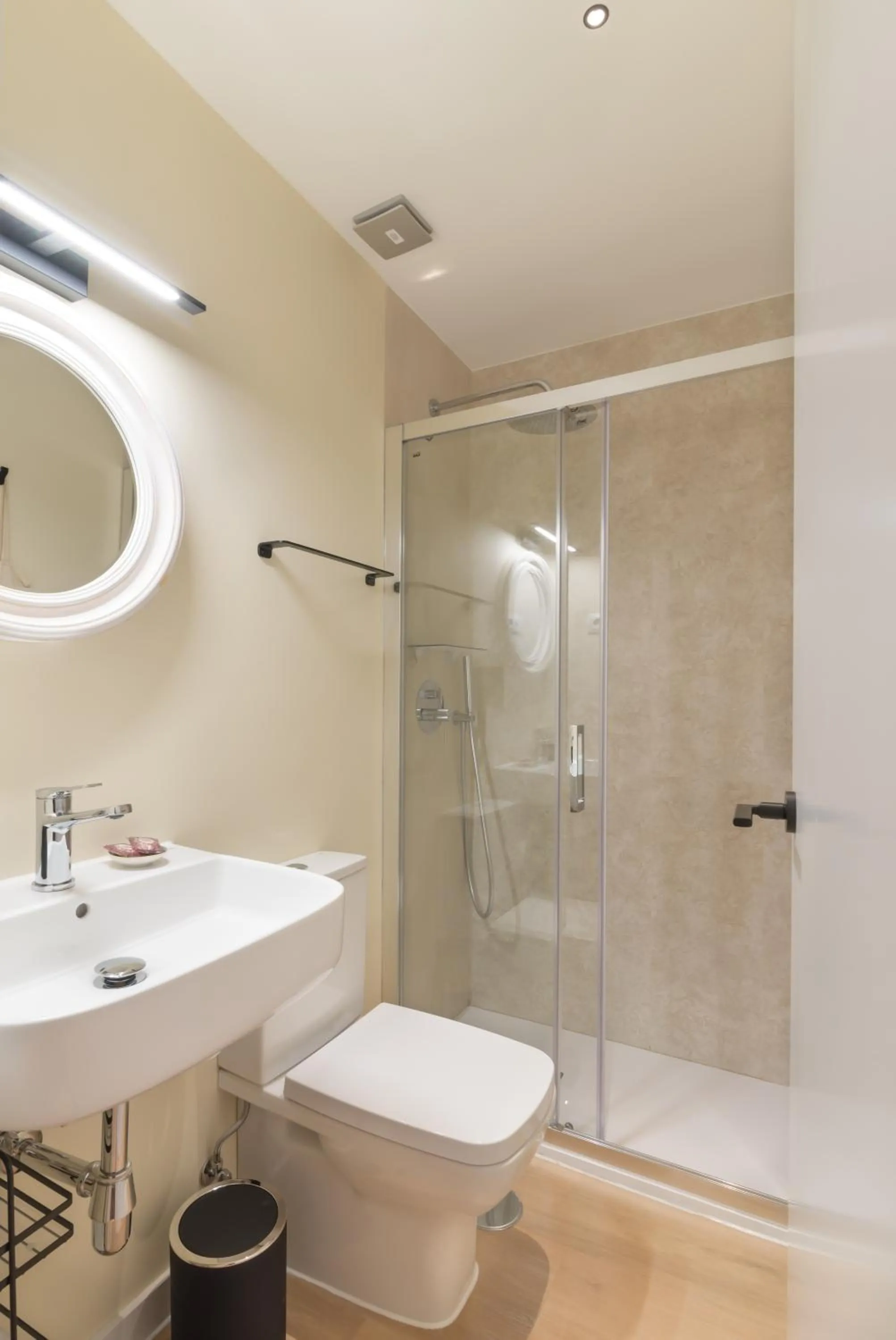 Bathroom in Hostal Evoke Madrid