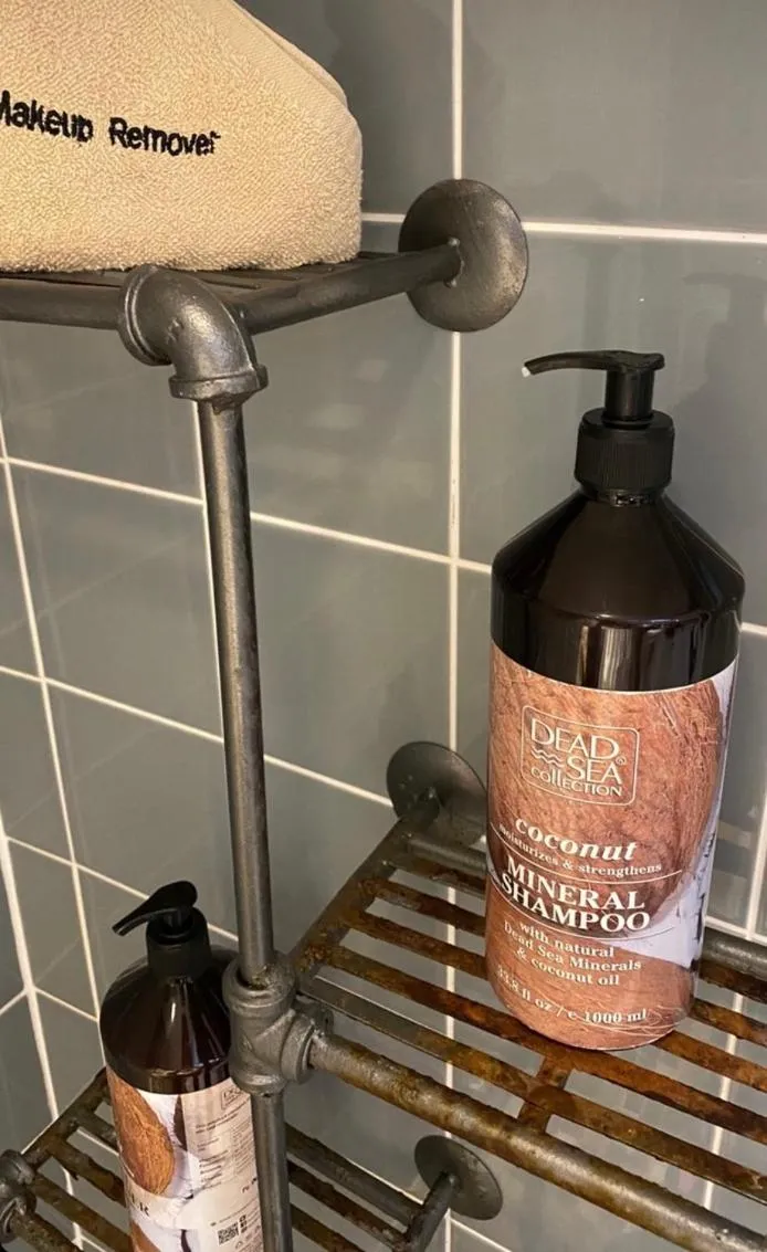 Bathroom in Rosie's Barn