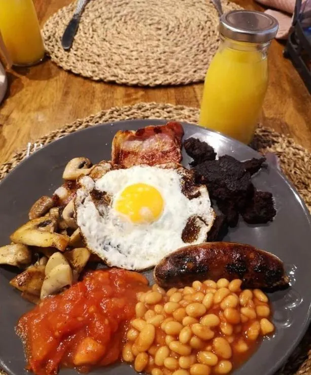 Breakfast in Rosie's Barn