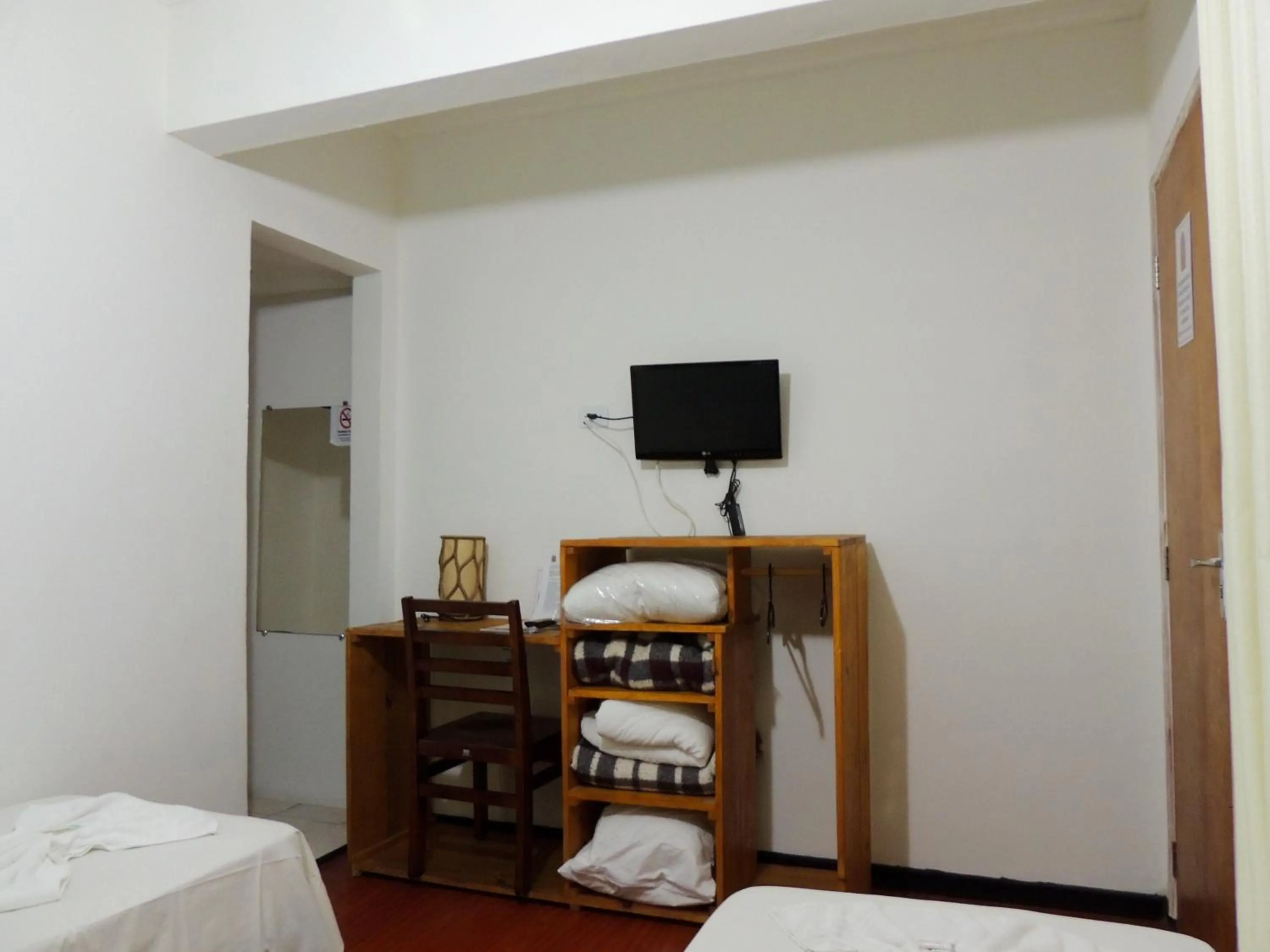 Photo of the whole room, Bed in Hotel Oriente