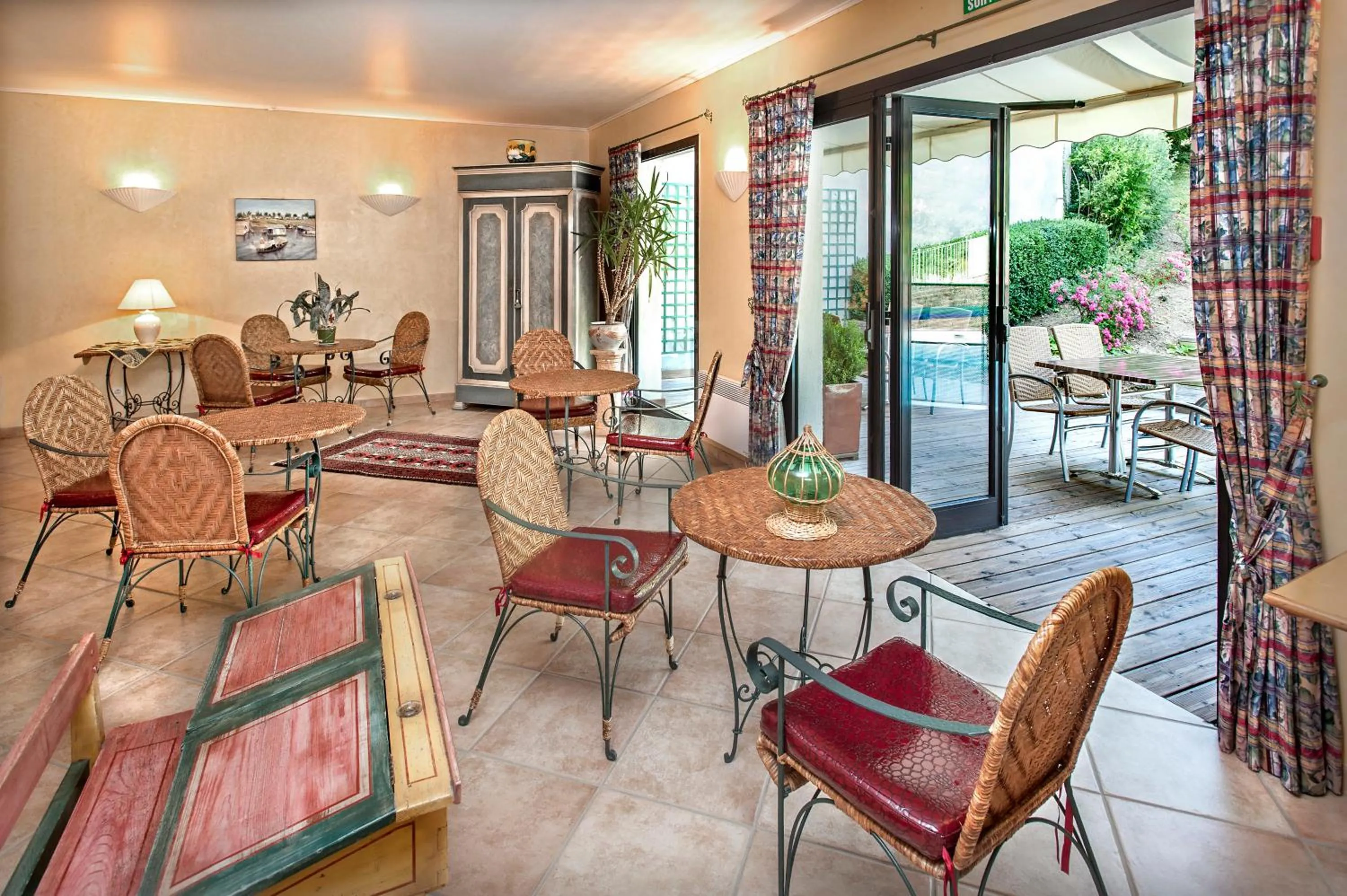 Patio in Logis Hôtel Restaurant Le Mont Aigoual