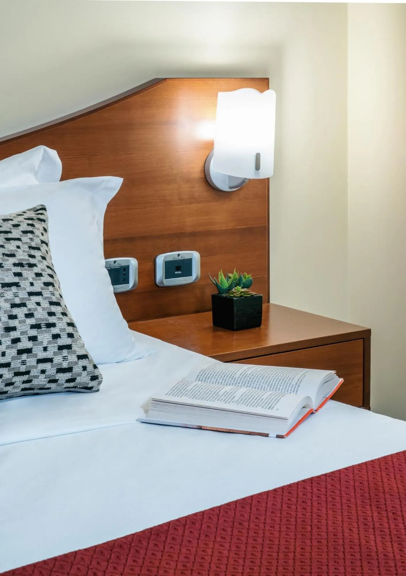 Bedroom, Bed in Hotel La Fenice