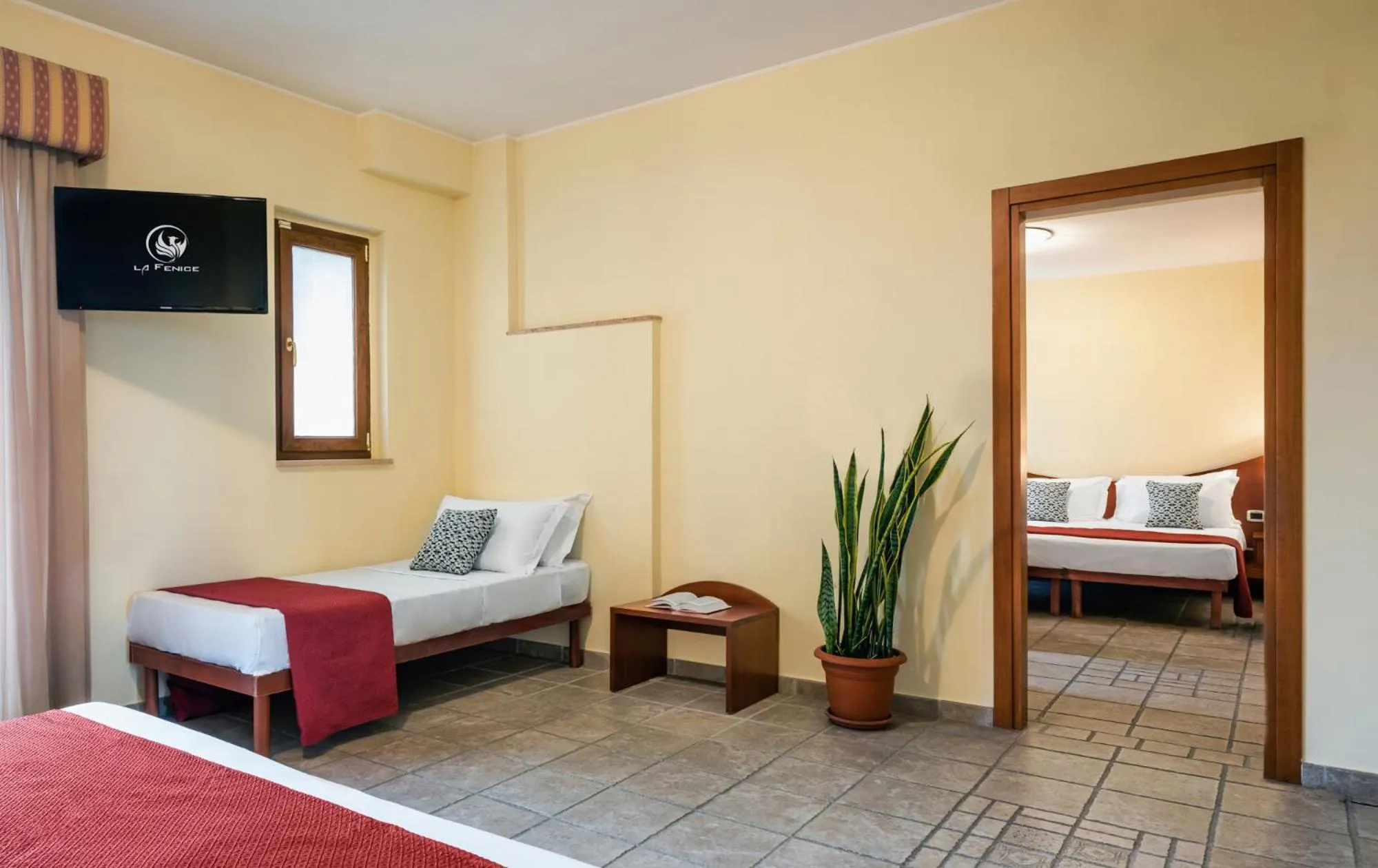 Photo of the whole room, Bed in Hotel La Fenice