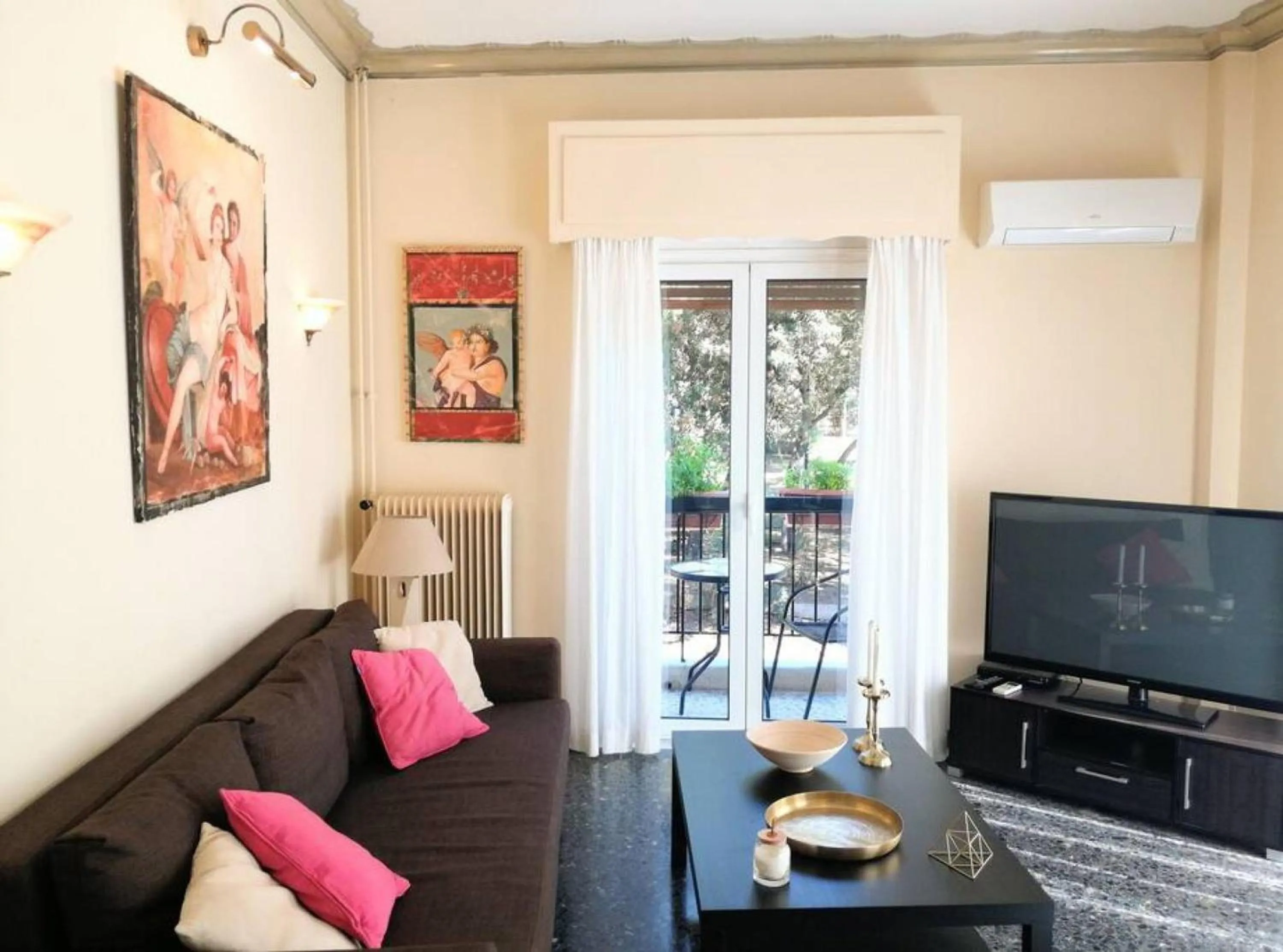 Elegant apartment in Acropolis with roof garden
